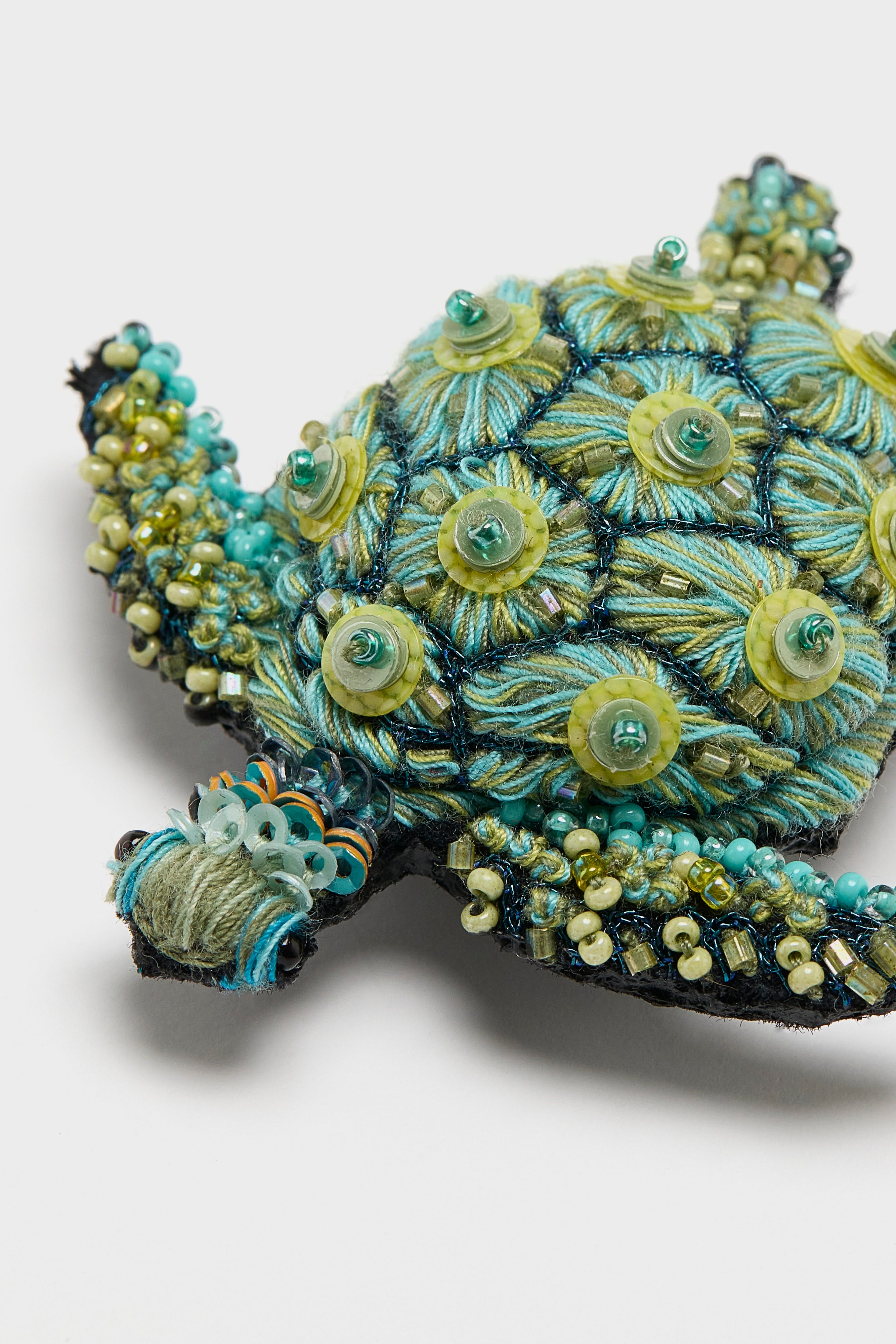 Pacific Sea Turtle Brooch Pin (261 / W / BLUE)