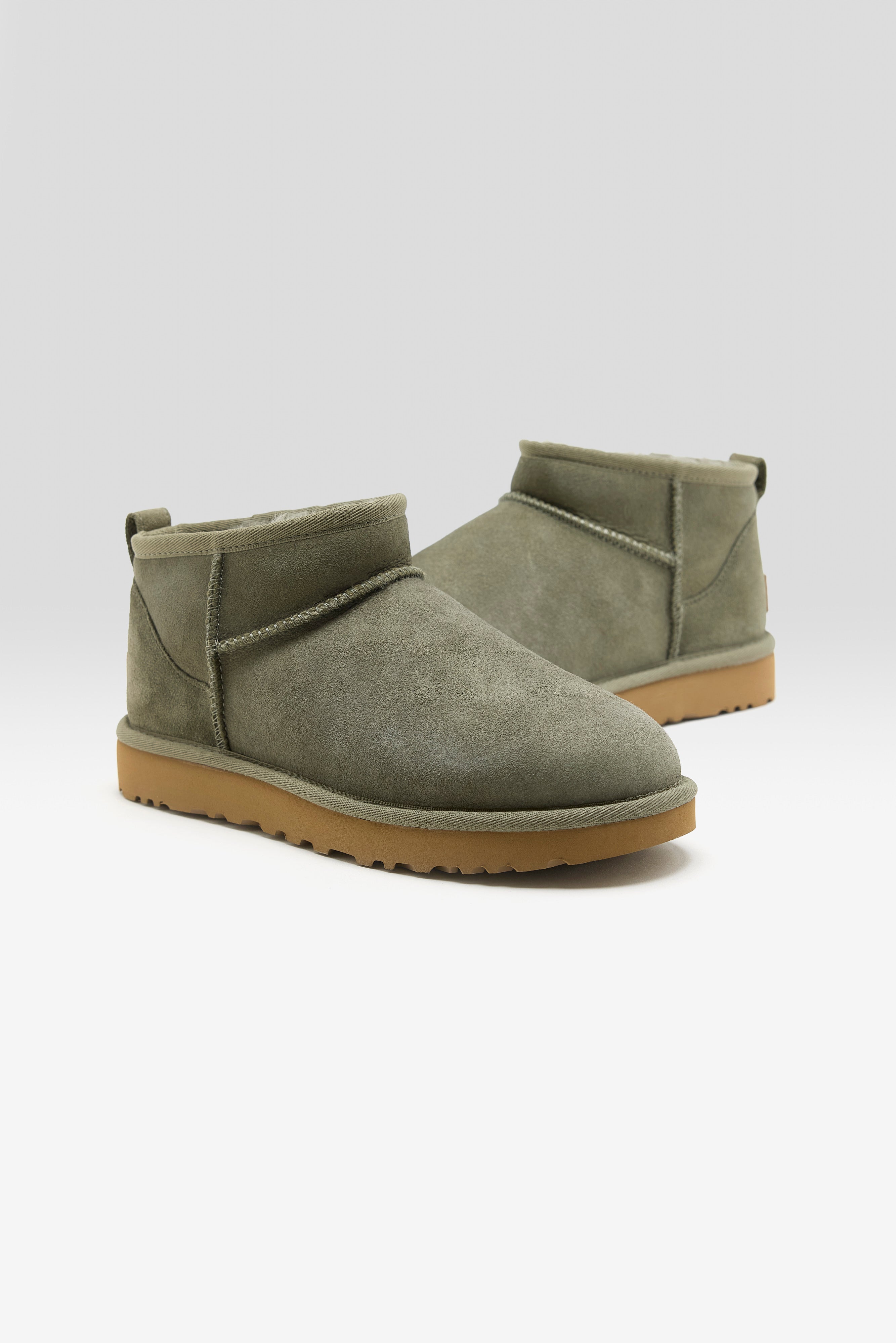 Bottes Classic Ultra Mini pour femmes (252 / W / GREEN)