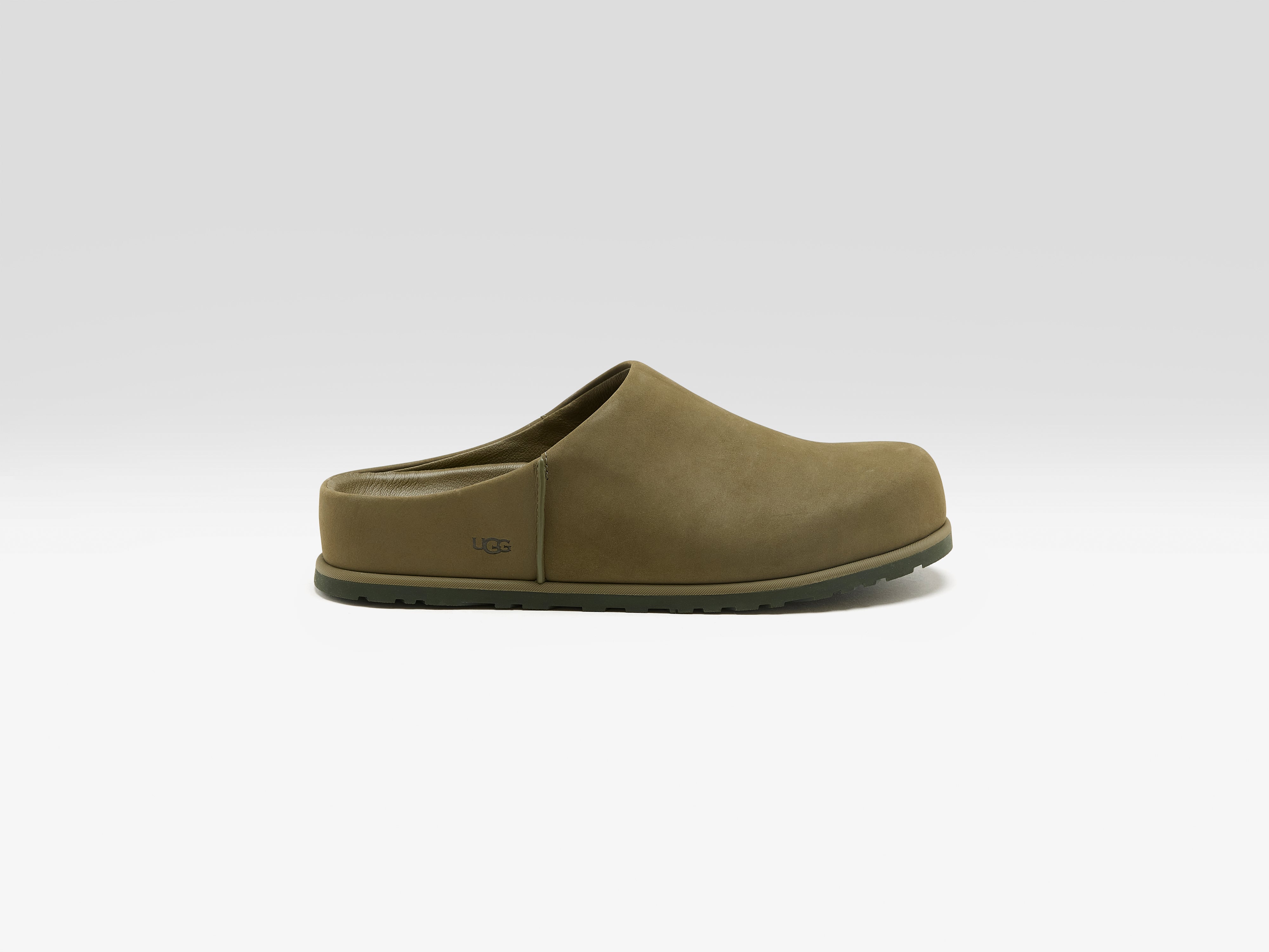 Otzo Clogs for Men (261 / M / DARK OLIVE)