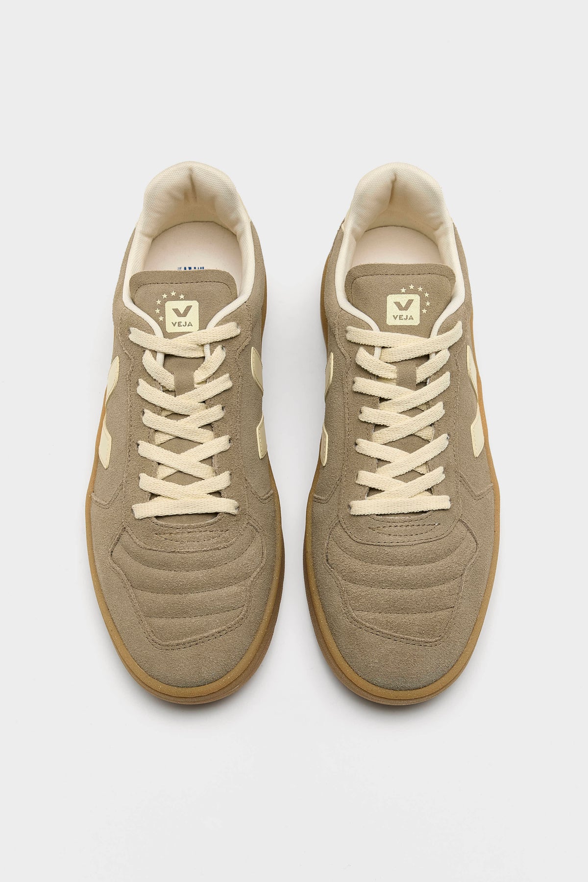 V-82 II Grained Leather for Men (261 / M / BROWN)