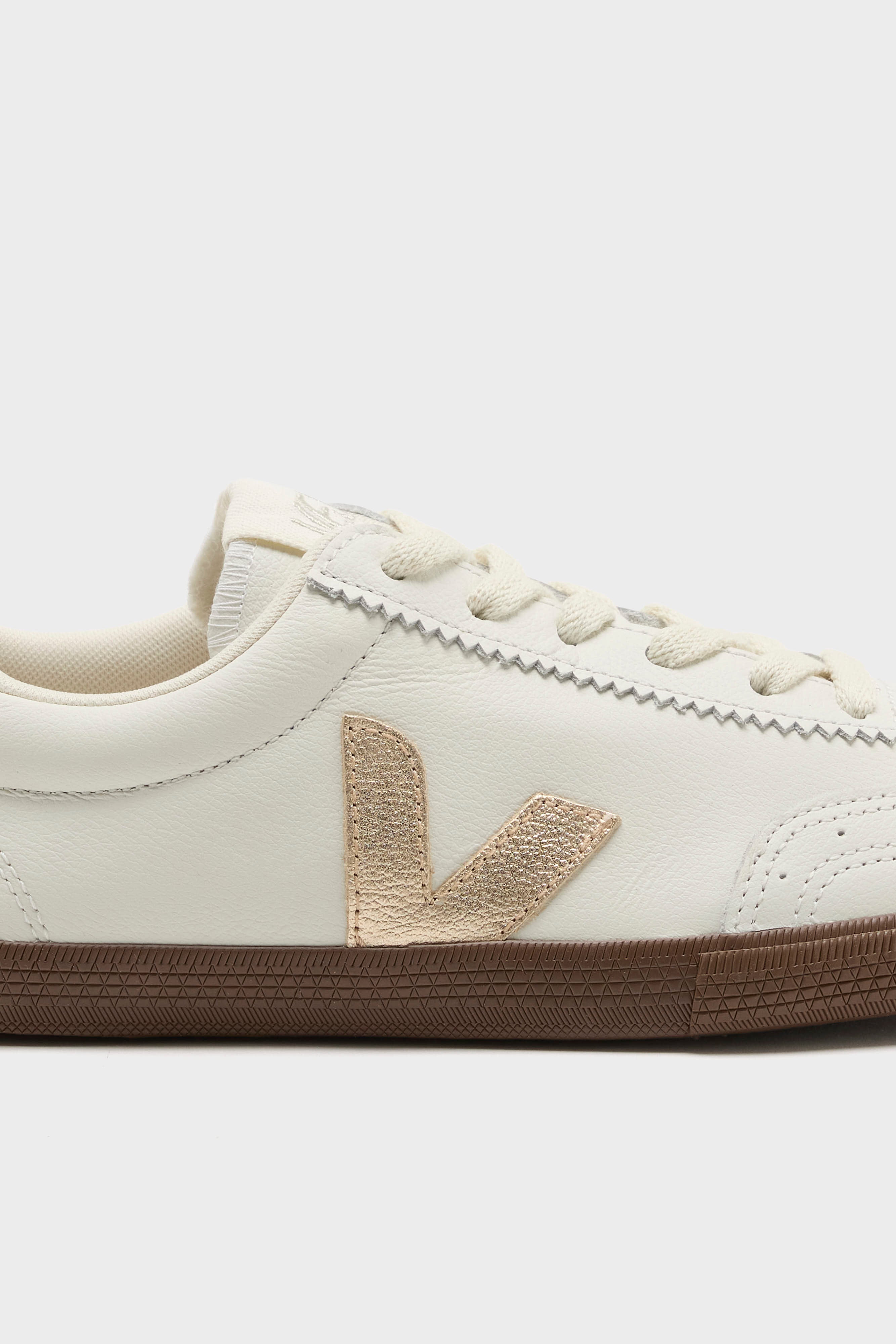 Volley O.T. Leather for Women (261 / W / WHITE)