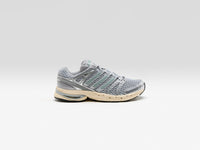 ADIDAS Adistar Control 5 for Women  
