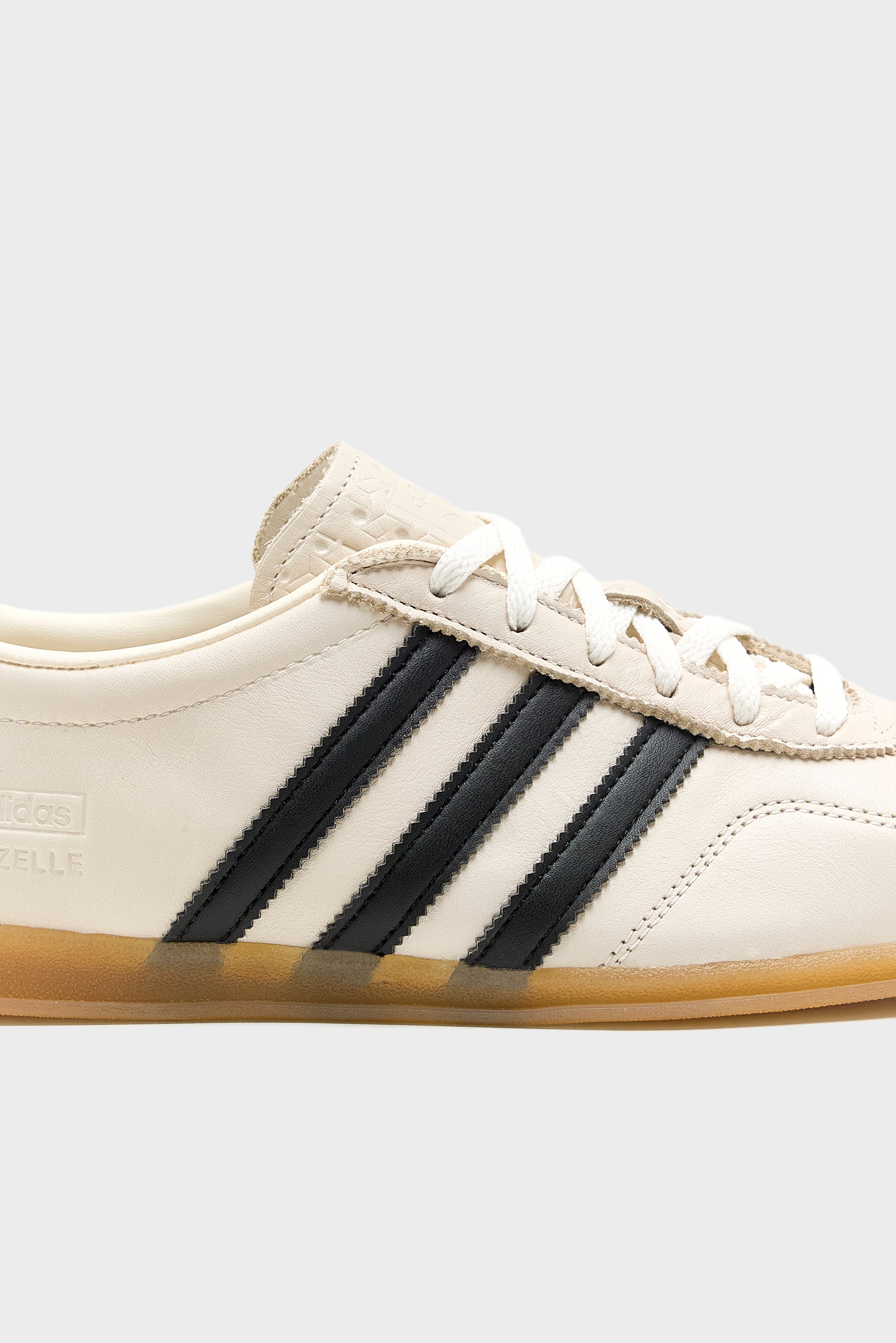 Gazelle Lo Pro for Women  (261 / W / CHALK)