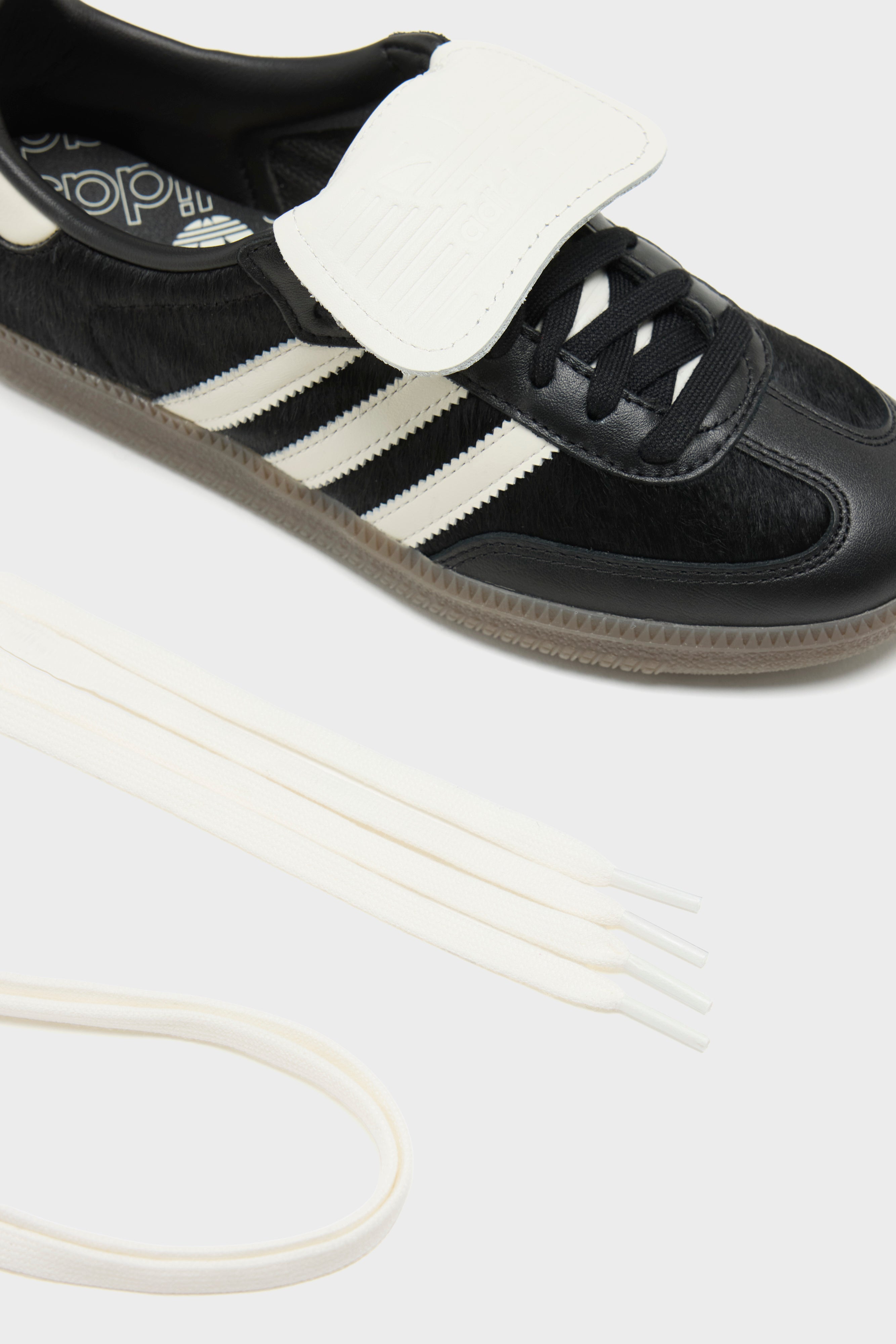 Samba LT for Women  (261 / W / BLACK)