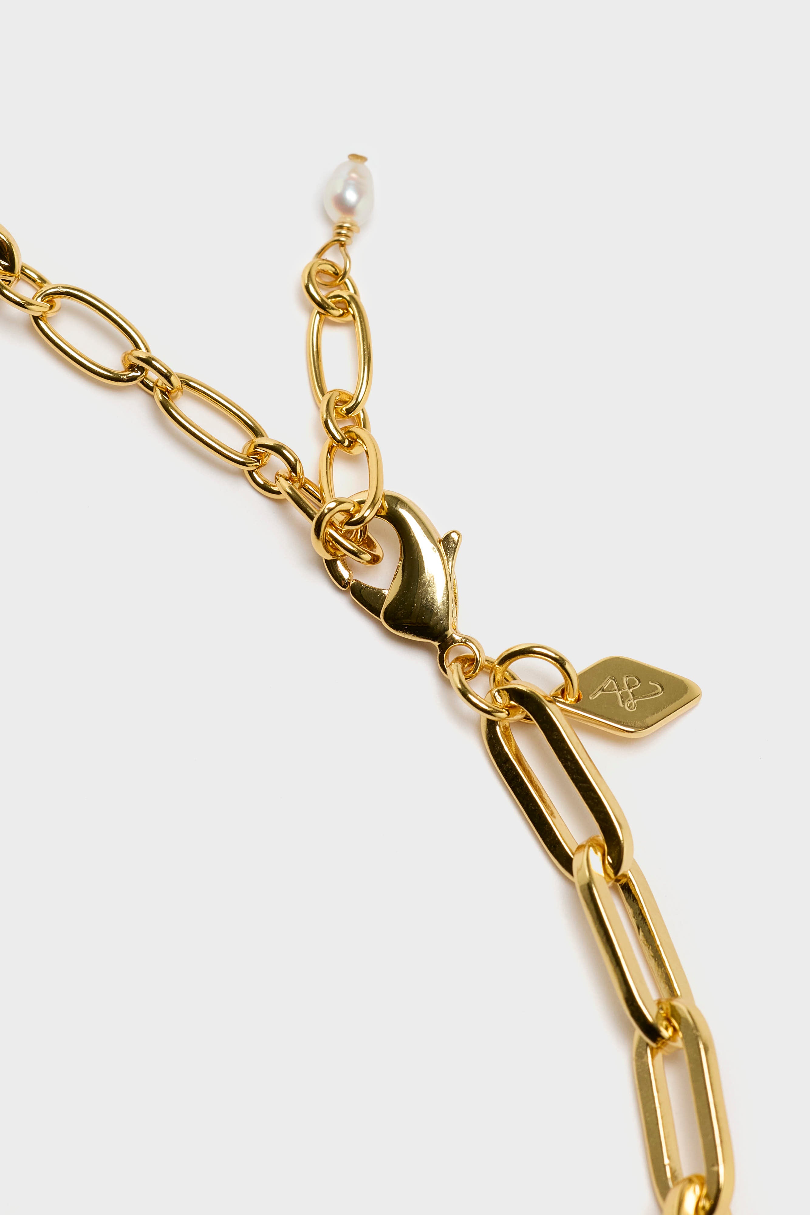 Golden Hour Necklace  (261 / W / GOLD)