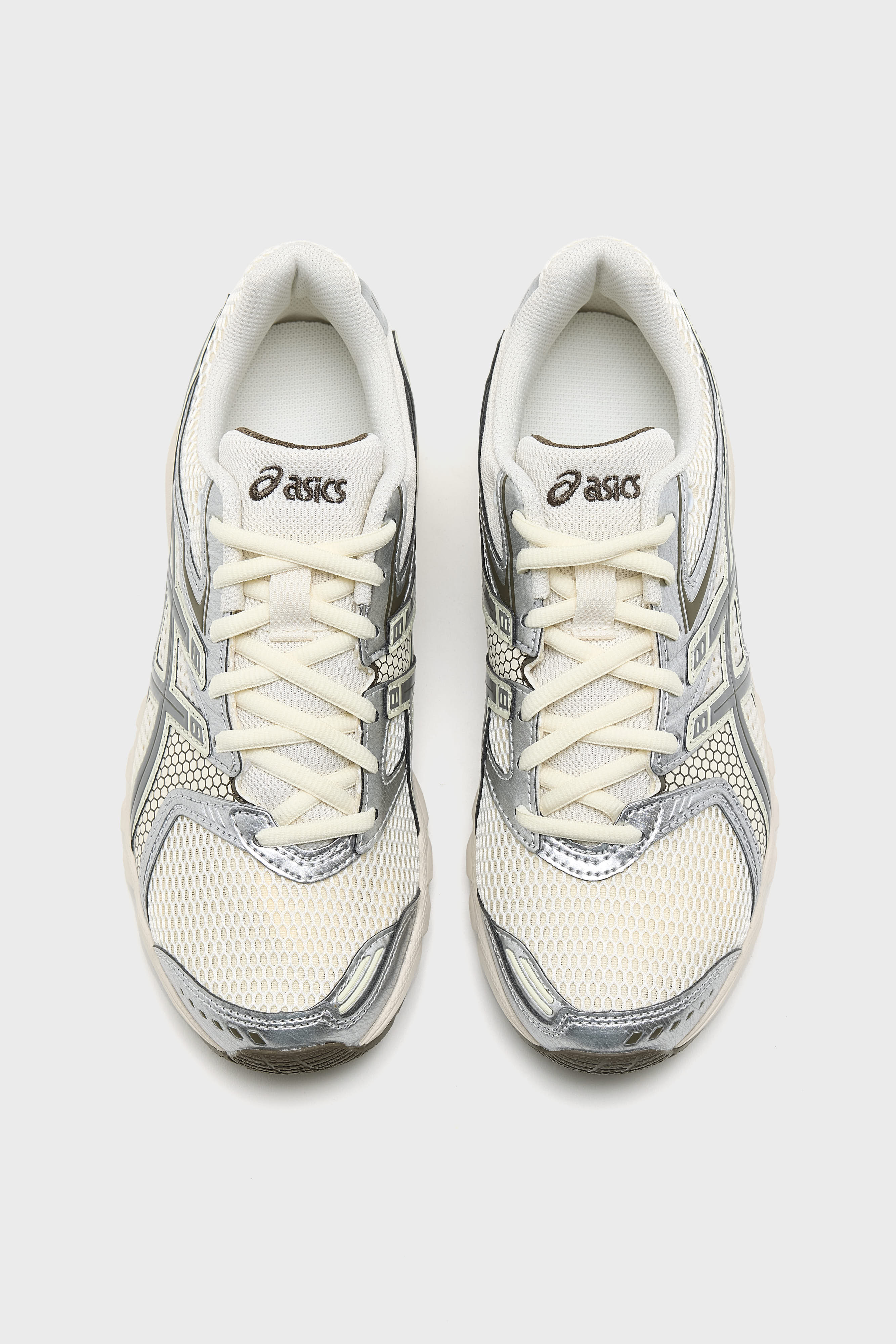 Gel-DS Trainer 14 for Women  (261 / W / CREAM)