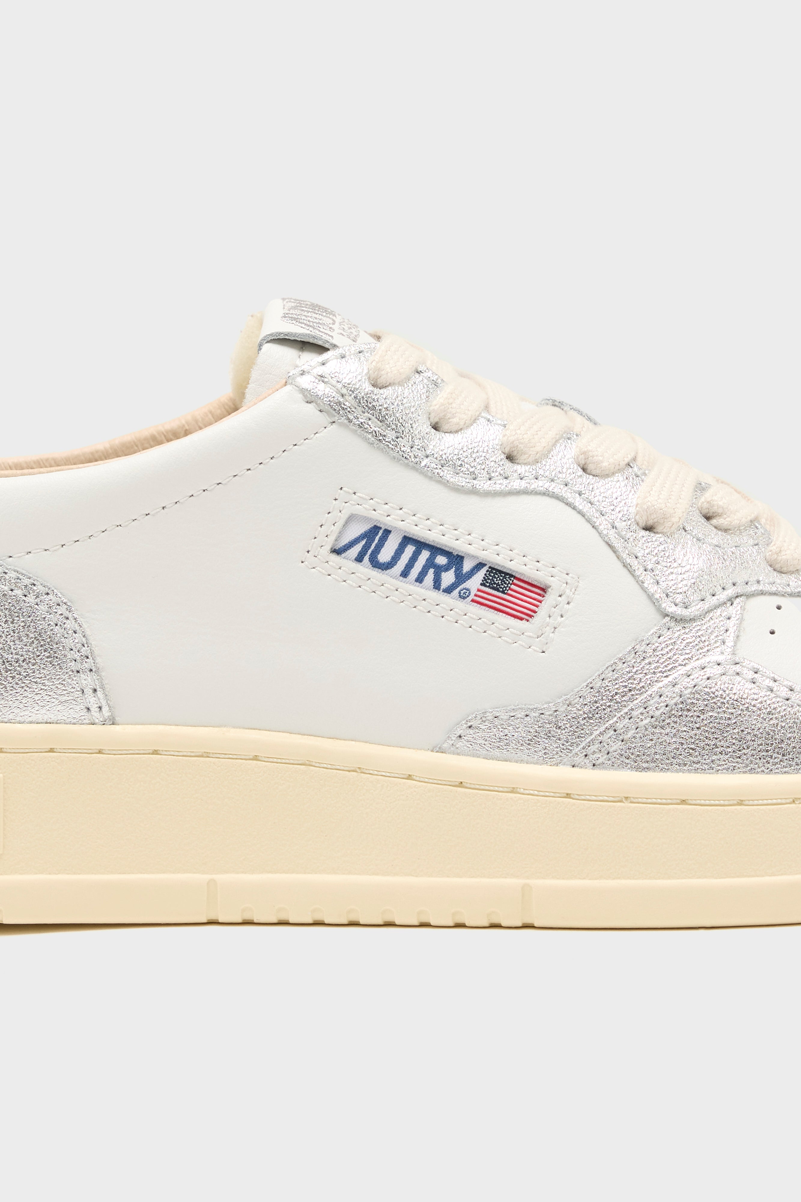 Medalist Low voor dames (241 / W / SILVER)