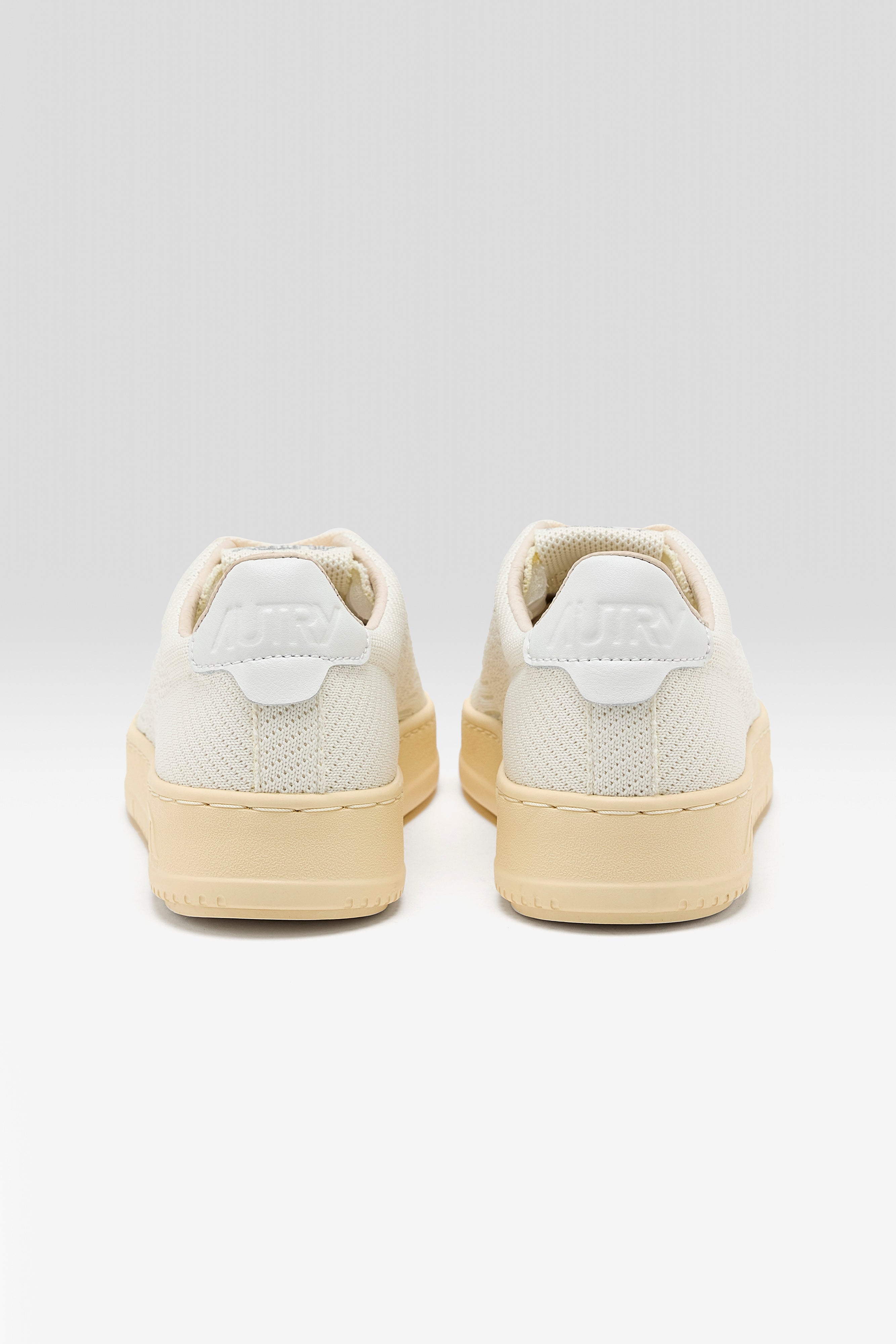 Easeknit Medalist Low pour Femmes (251 / W / IVORY)