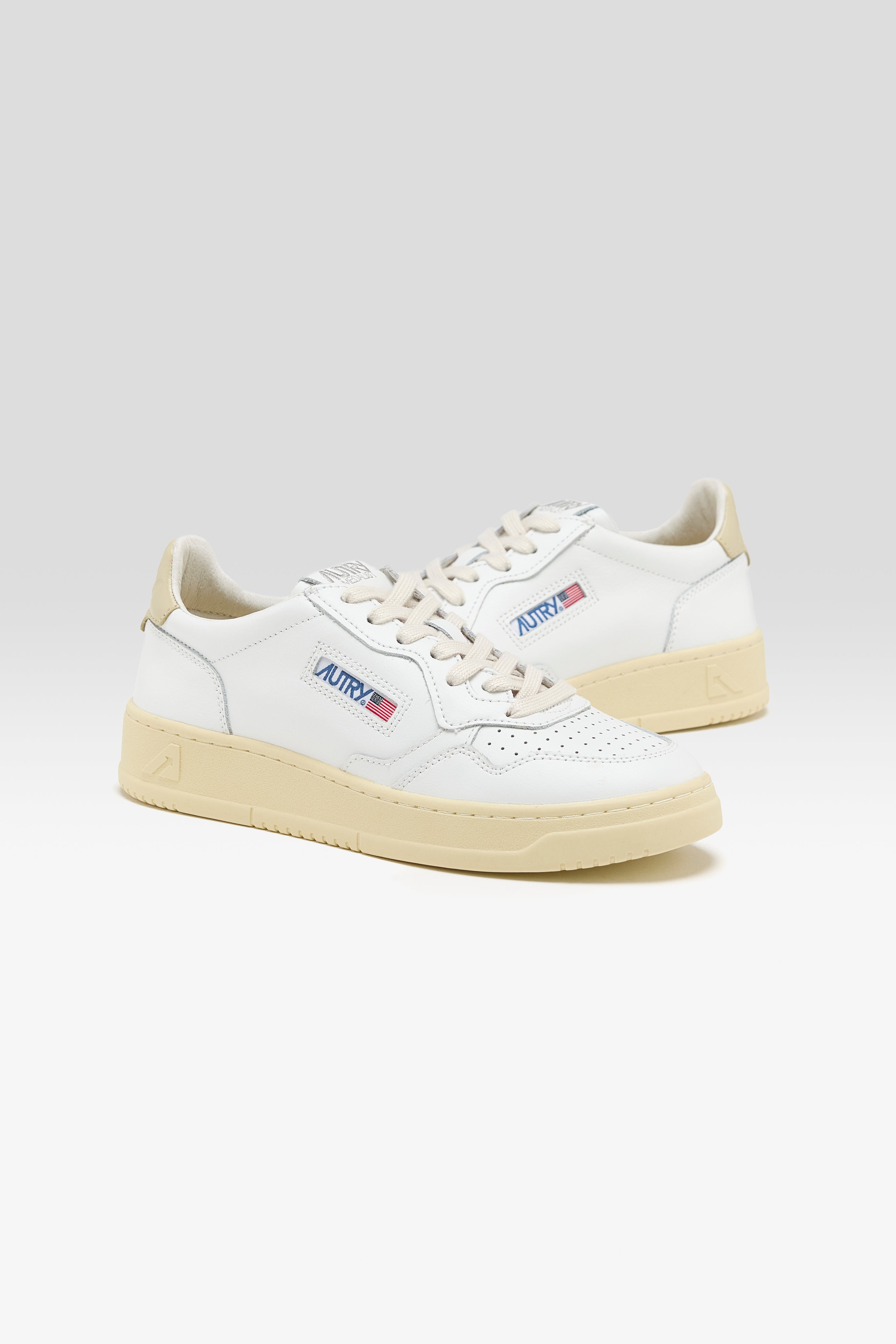 Medalist Low voor dames  (252 / W / BEIGE)