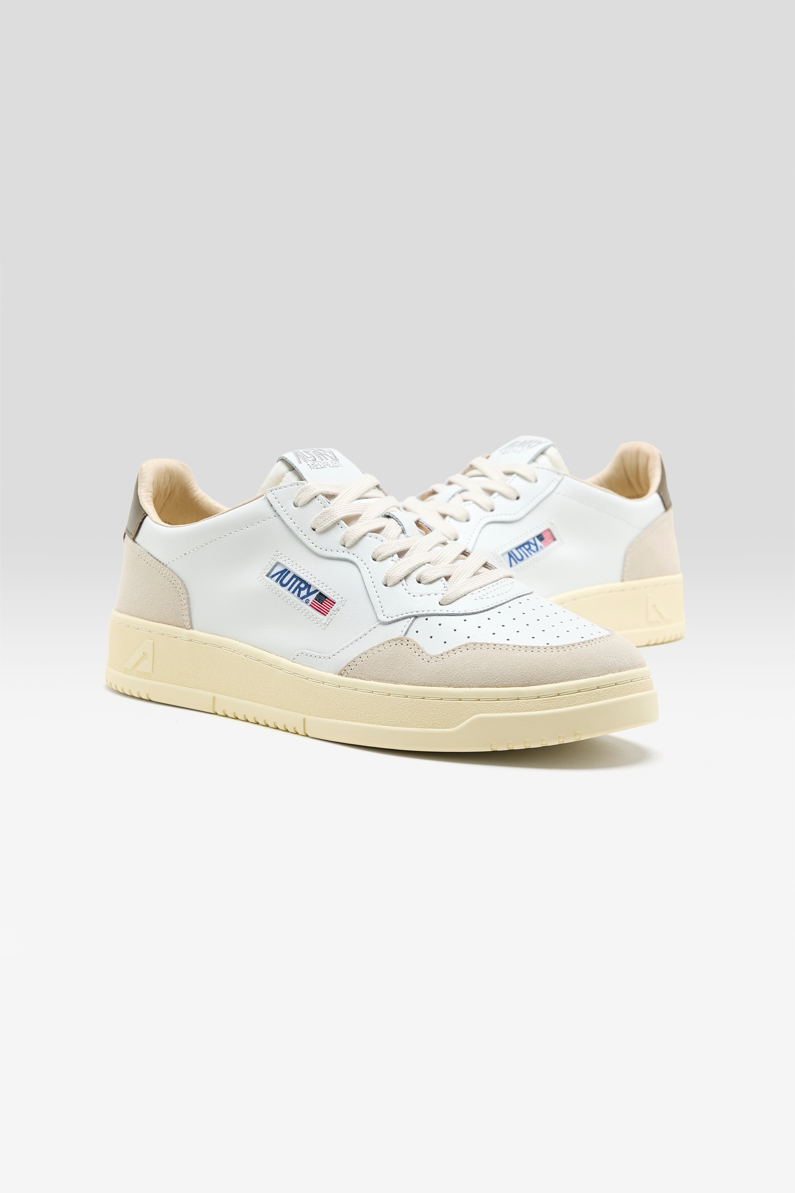 Medalist Low voor Heren  (261 / M / BROWN)