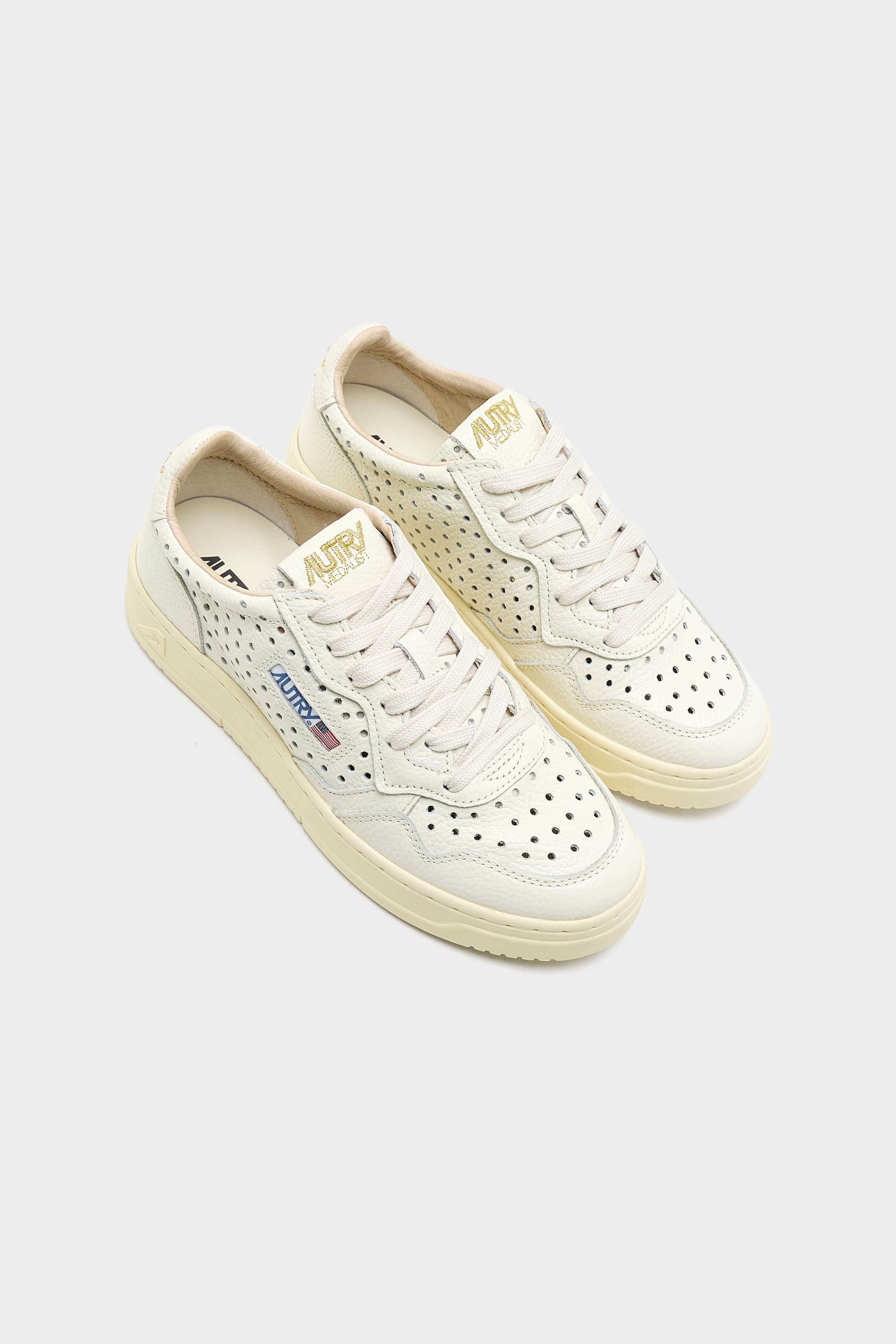 Medalist Low for Women  (261 / W / WHITE)