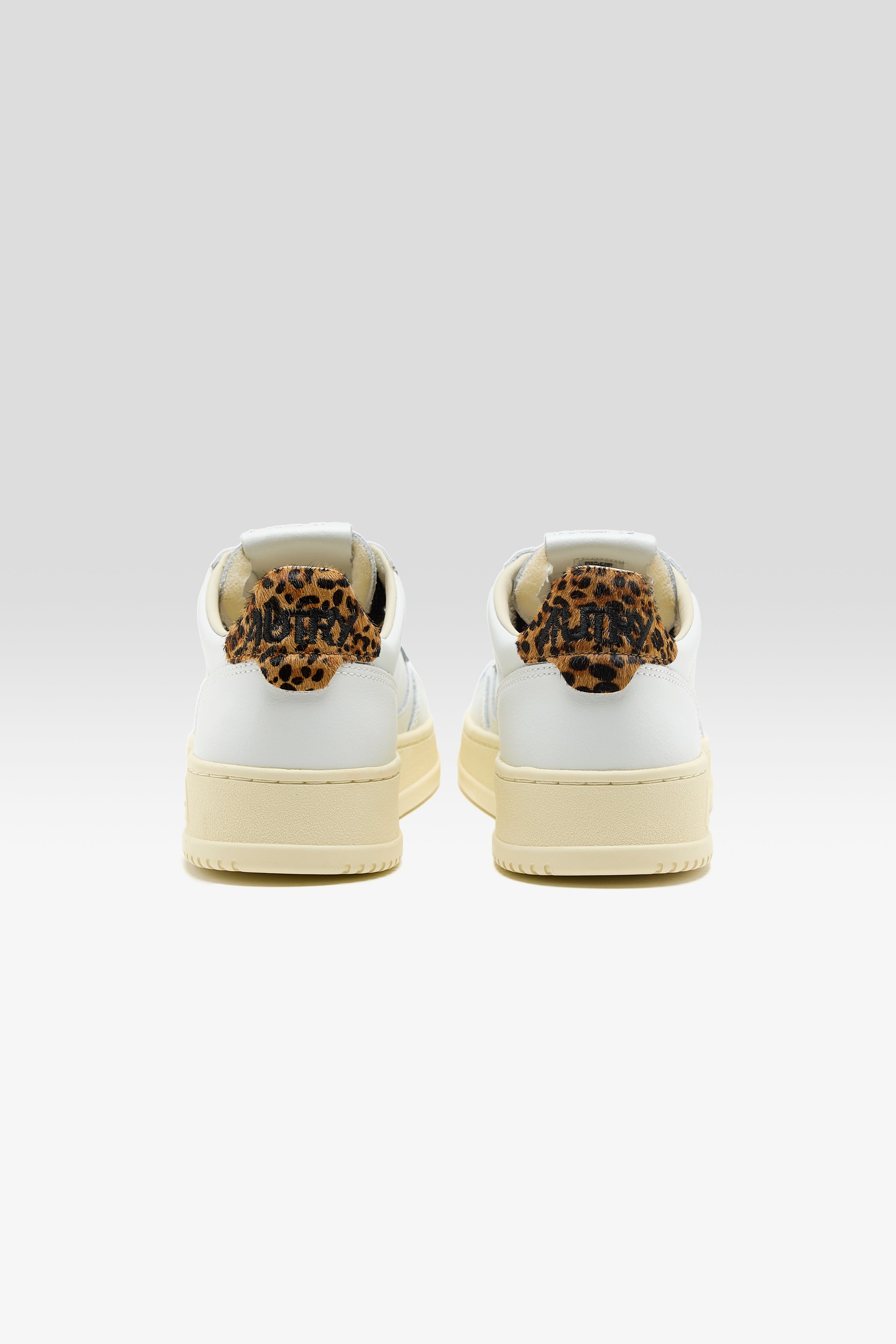 Medalist Low for Women  (261 / W / WHITE)