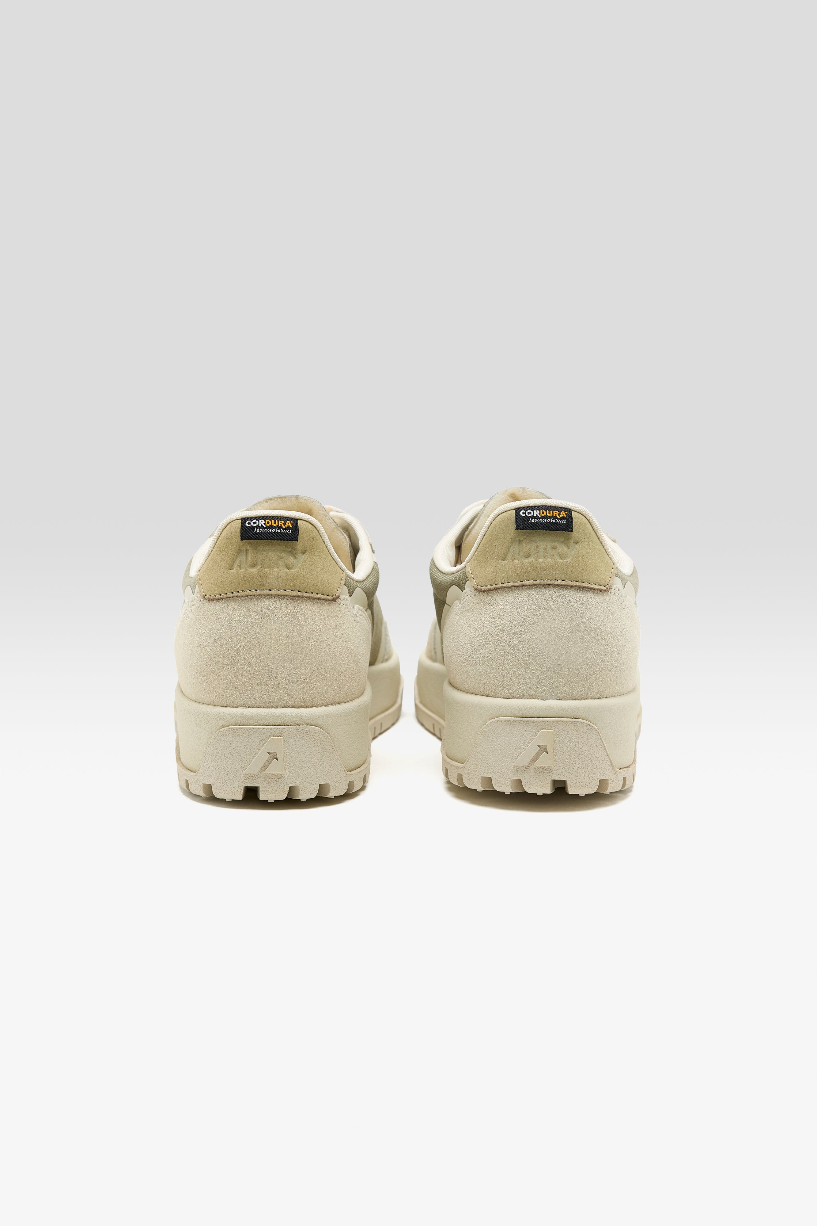 Wildpace Low for Men  (261 / M / GREY)