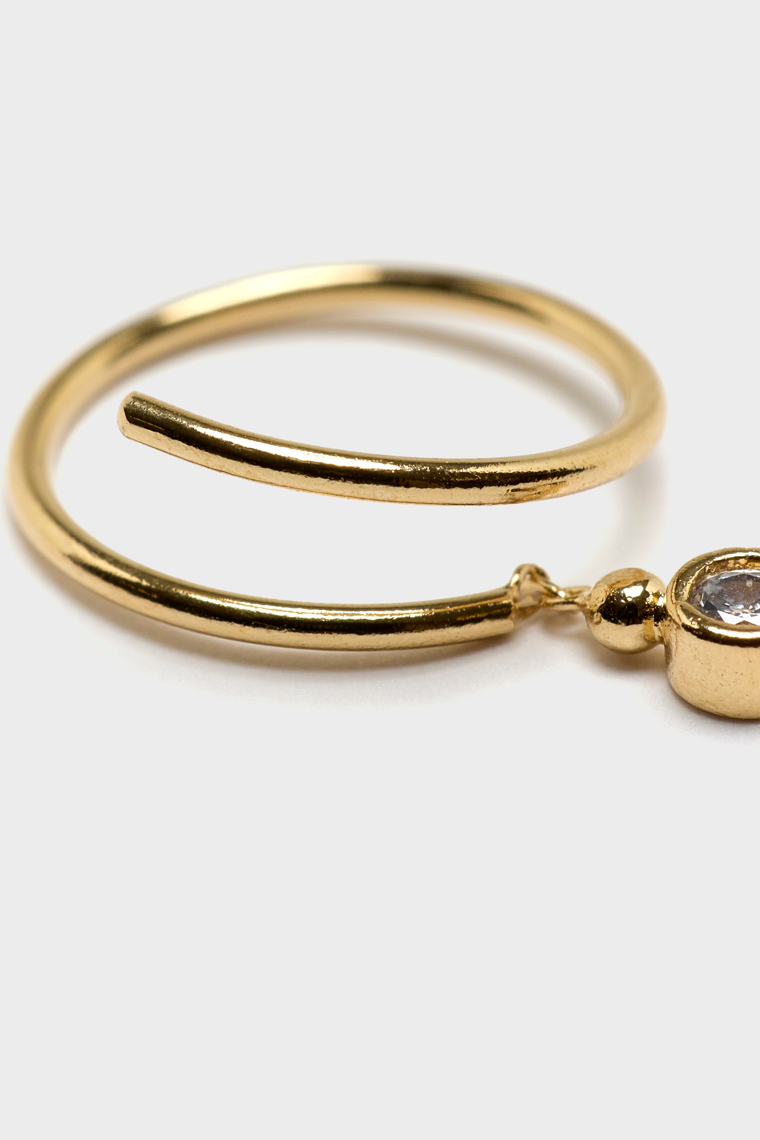 Crystal Spiral Earrings  (261 / W / GOLD)