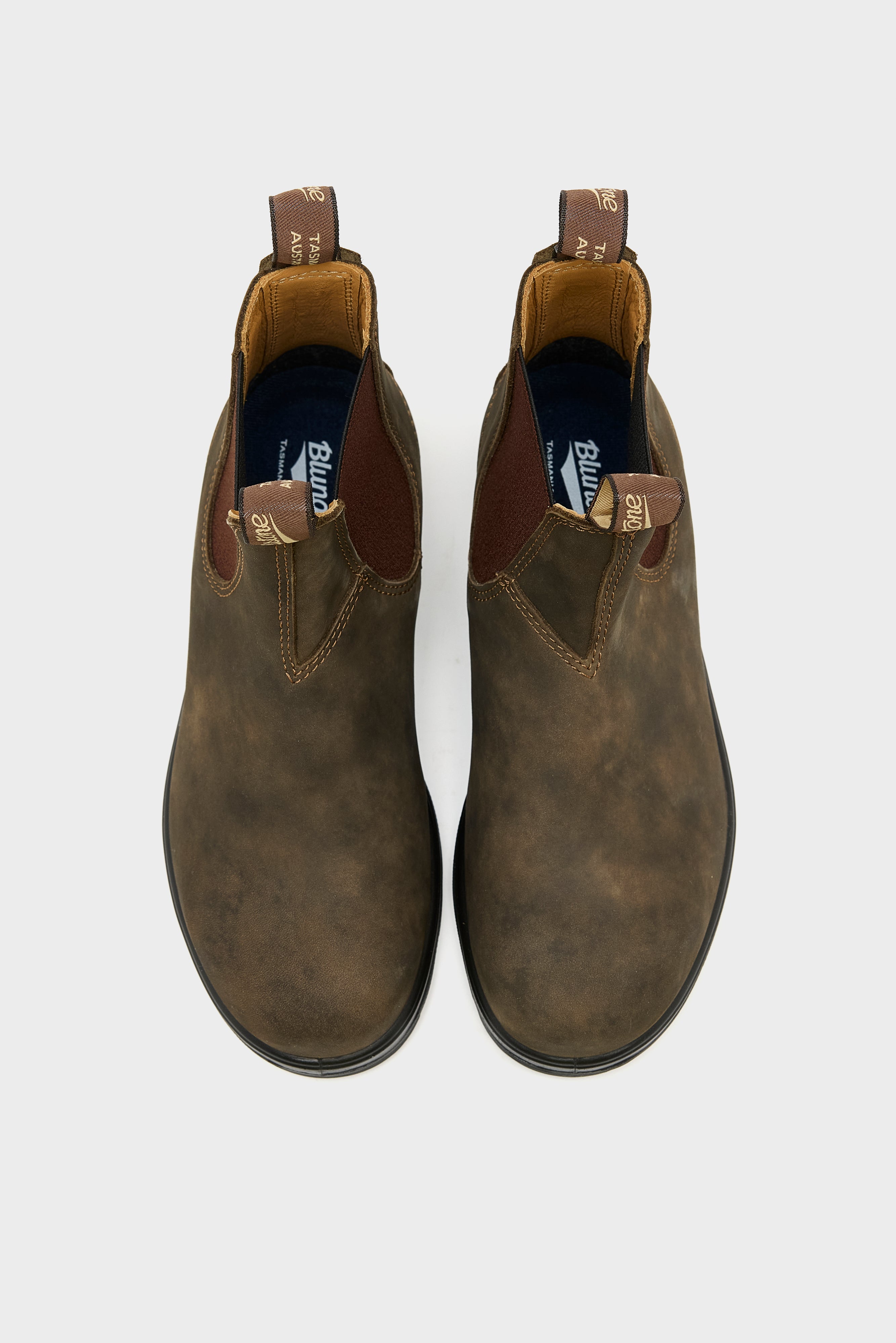 585 Classic Chelsea Boots for Women  (252 / W / BROWN)