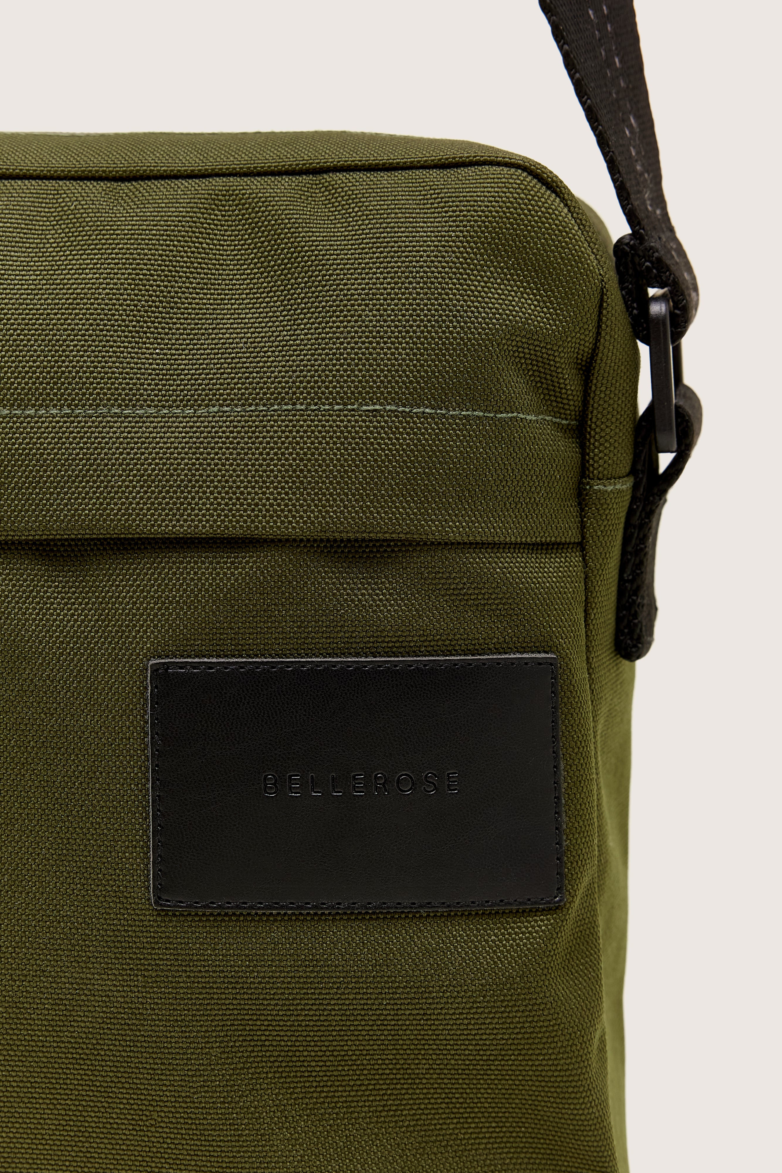 Henak Crossbody Bag - Black beauty / Olive night For Men | Bellerose