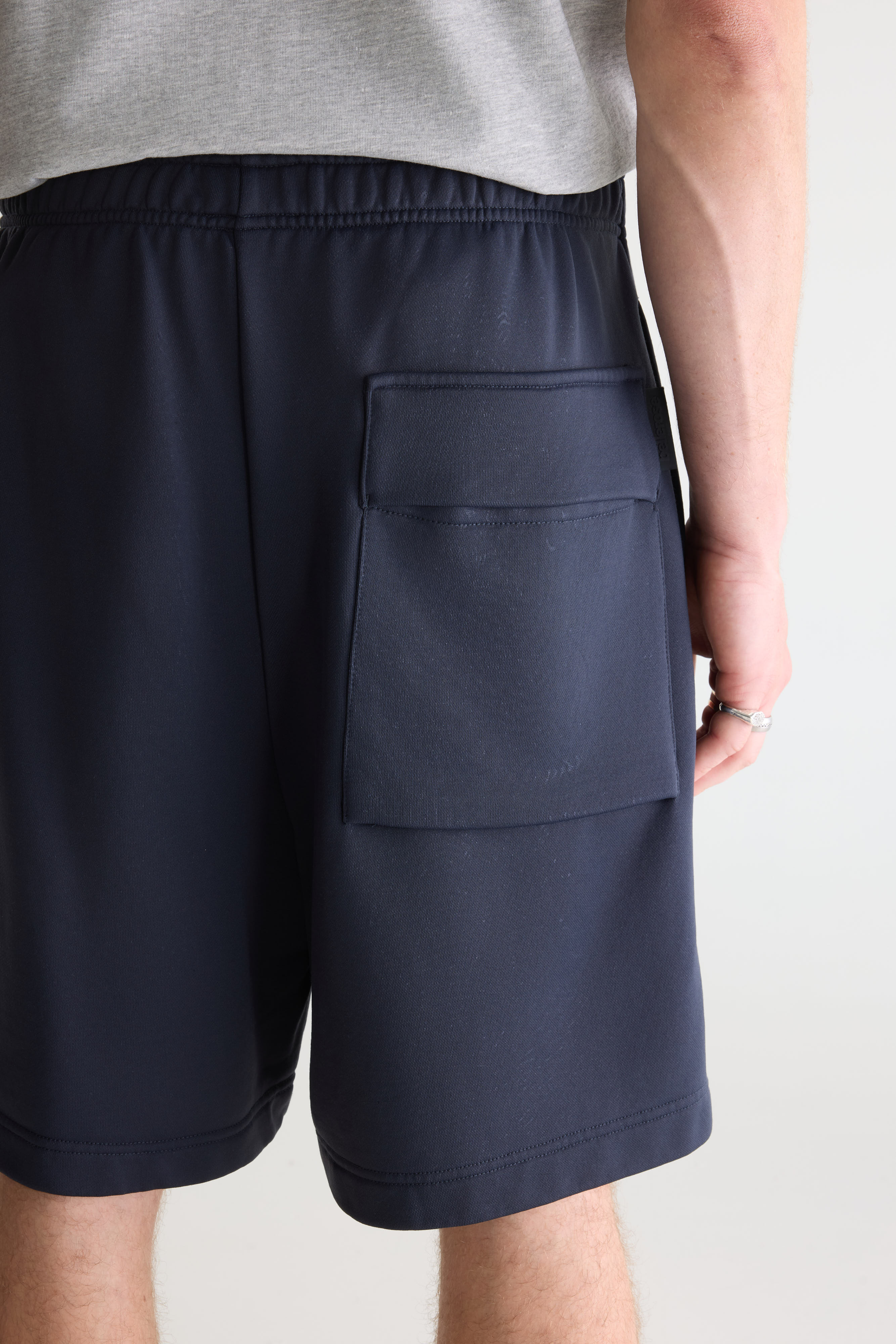Flank wide shorts (261 / M / DARK NAVY)