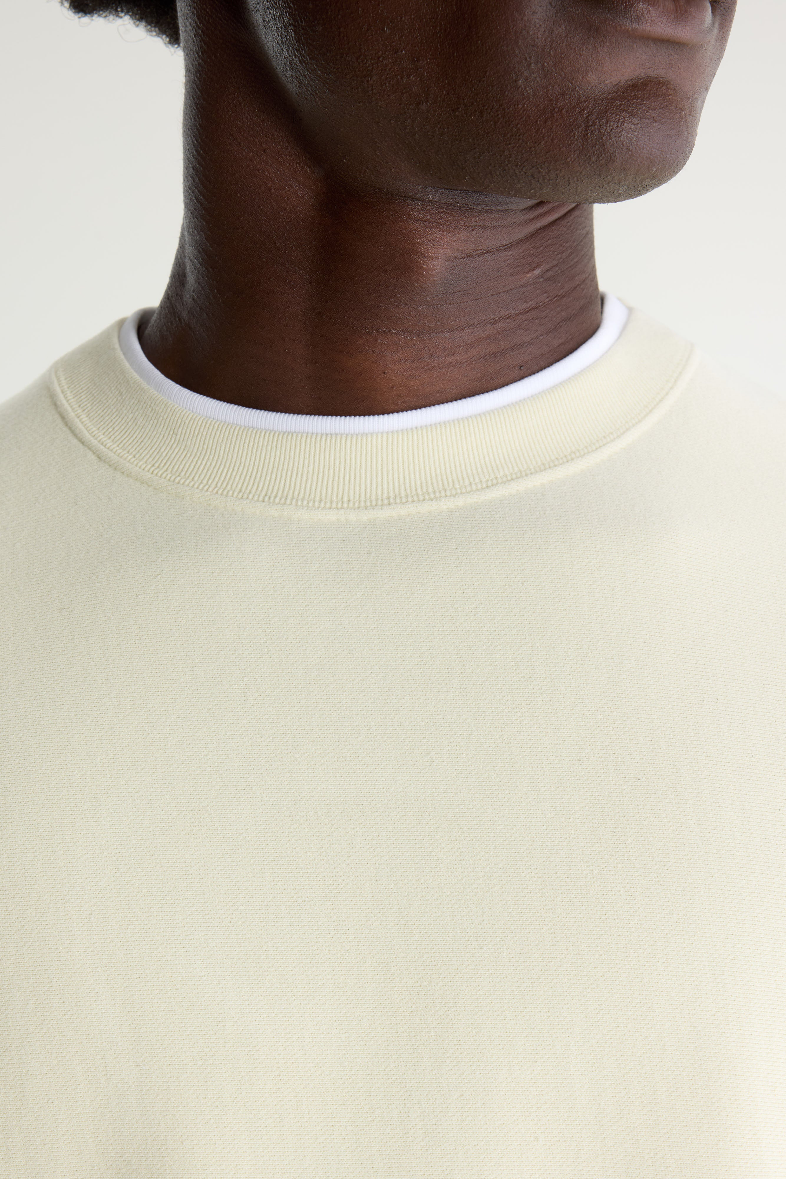 Flake Crewneck Sweatshirt - Butter For Men | Bellerose
