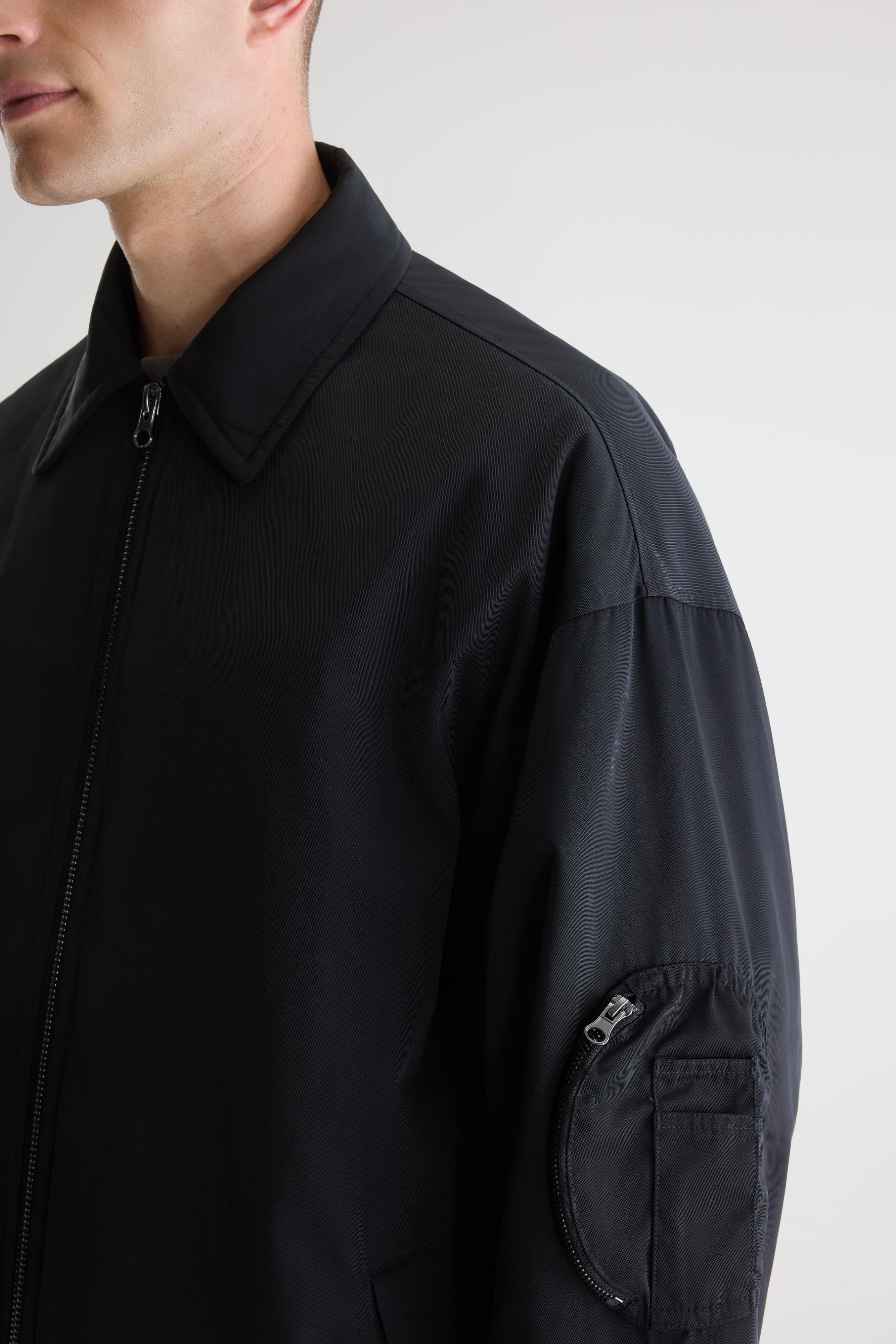 Junip Padded Jacket - Black For Men | Bellerose