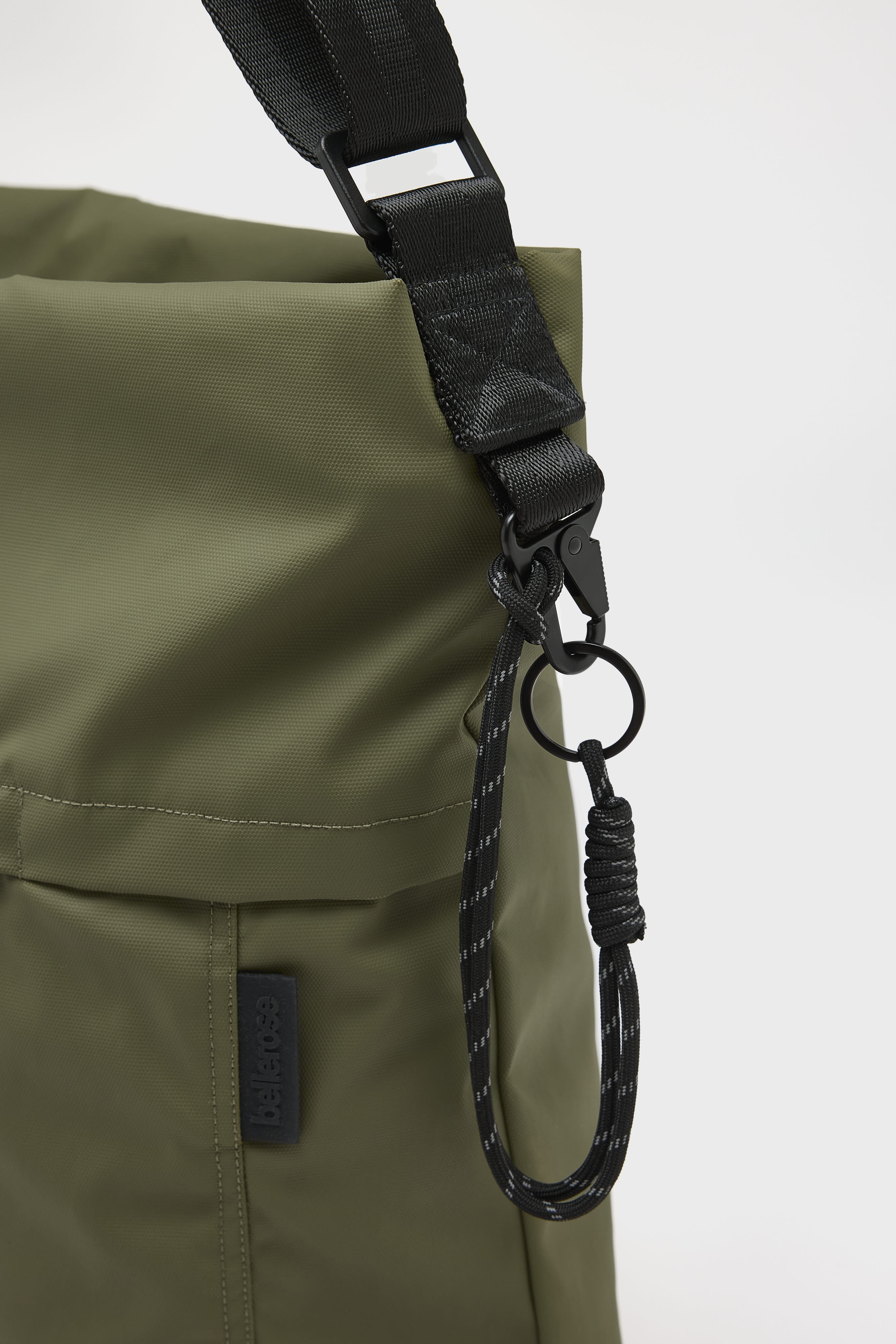 Sac à bandoulière Hendem (261 / M / ARMY)