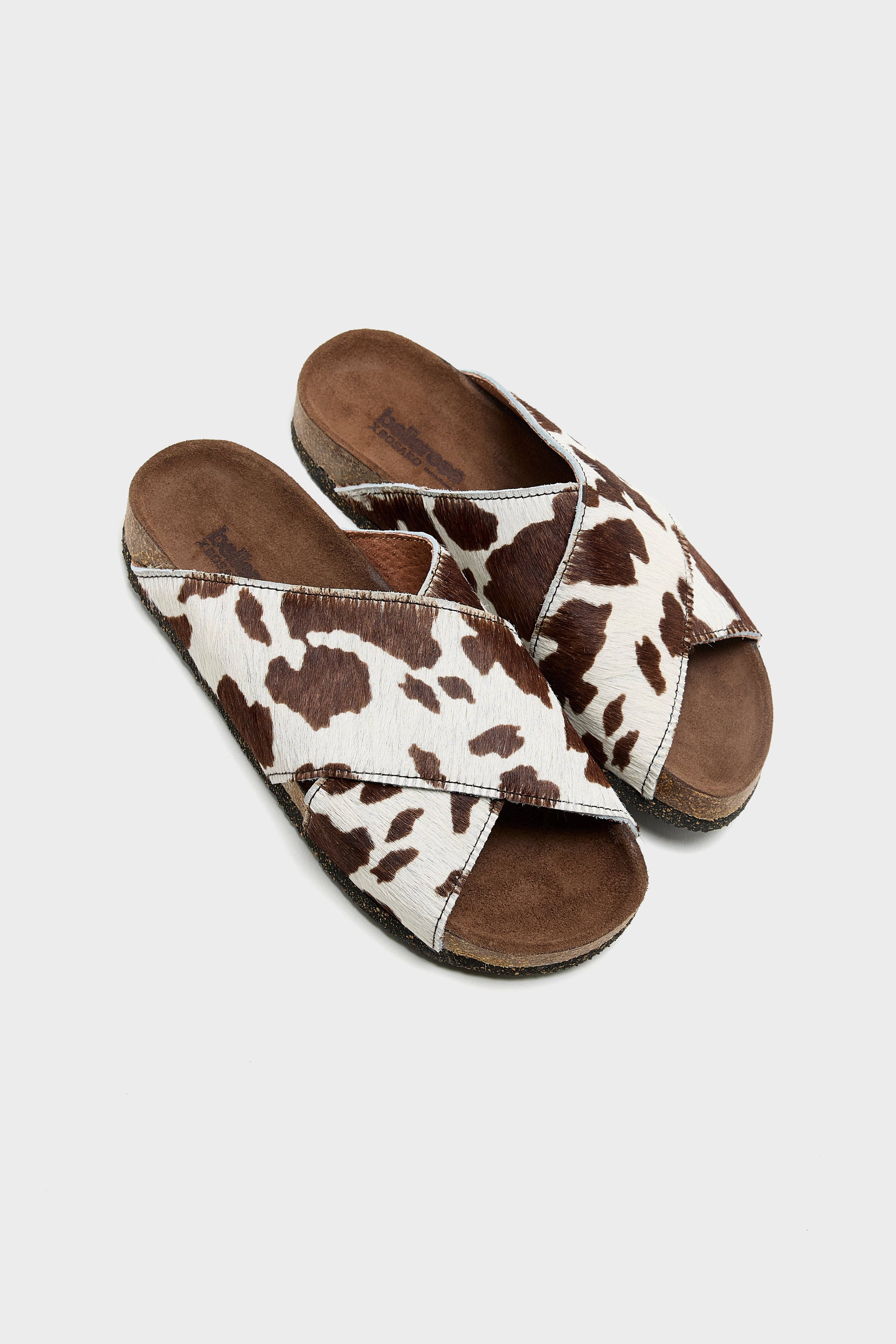 Cowprint Ponyhair Cross Sandals  (261 / W / BROWN)