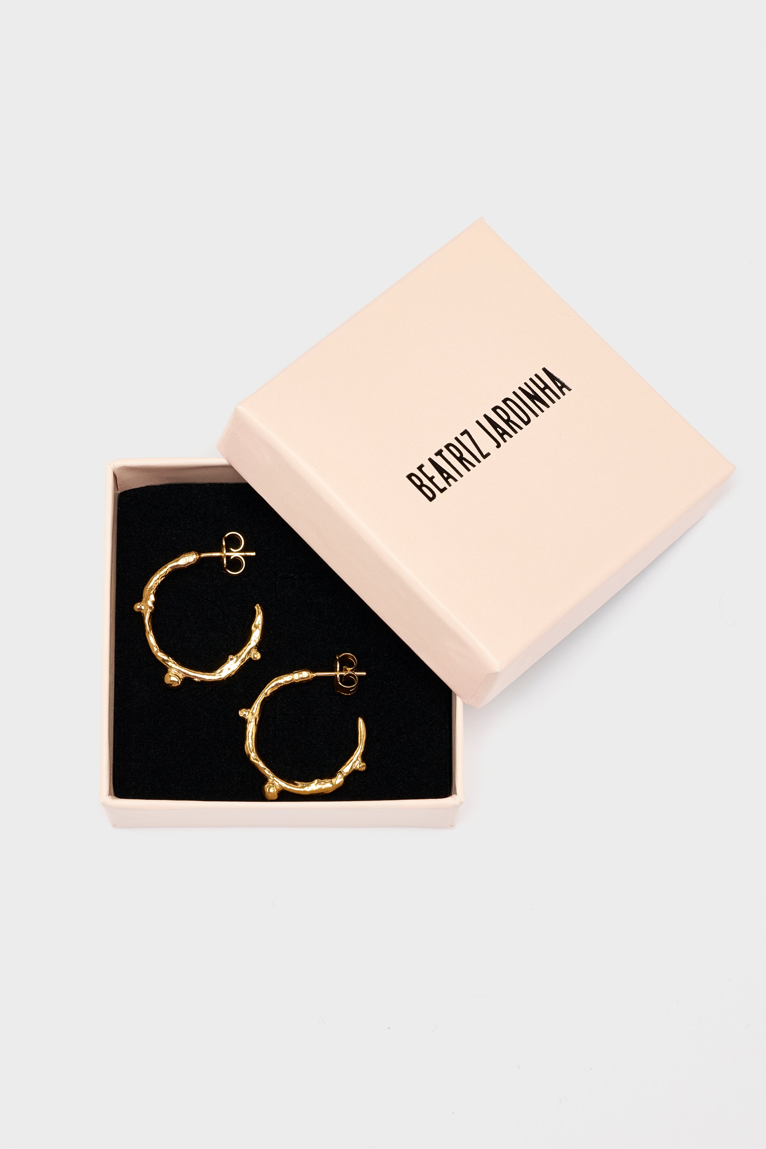 Alida Hoops  (252 / W / GOLD)