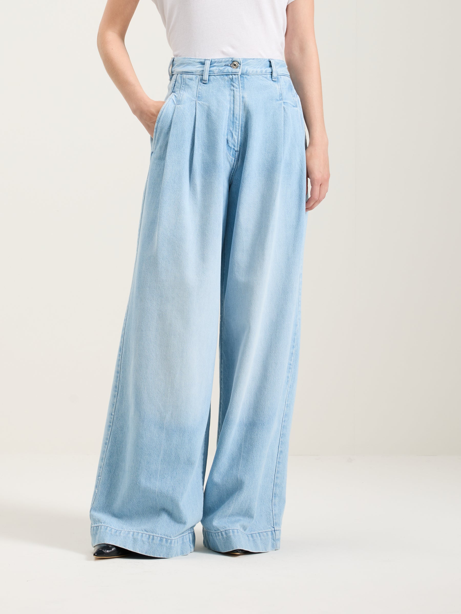 Denim N. 74 Super-wide Jeans - Used light blue For Women | Bellerose