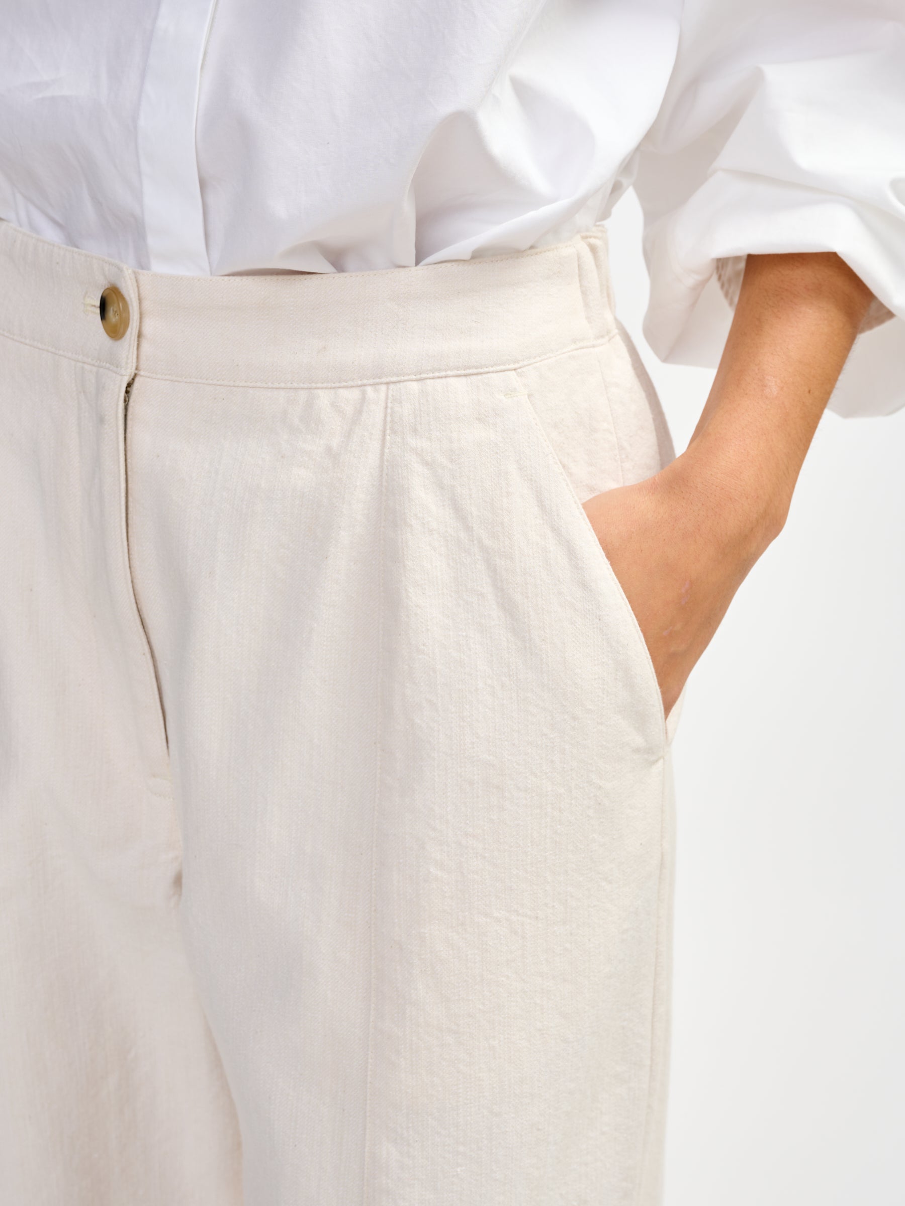 pantalon dark (241 / W / WHITE)
