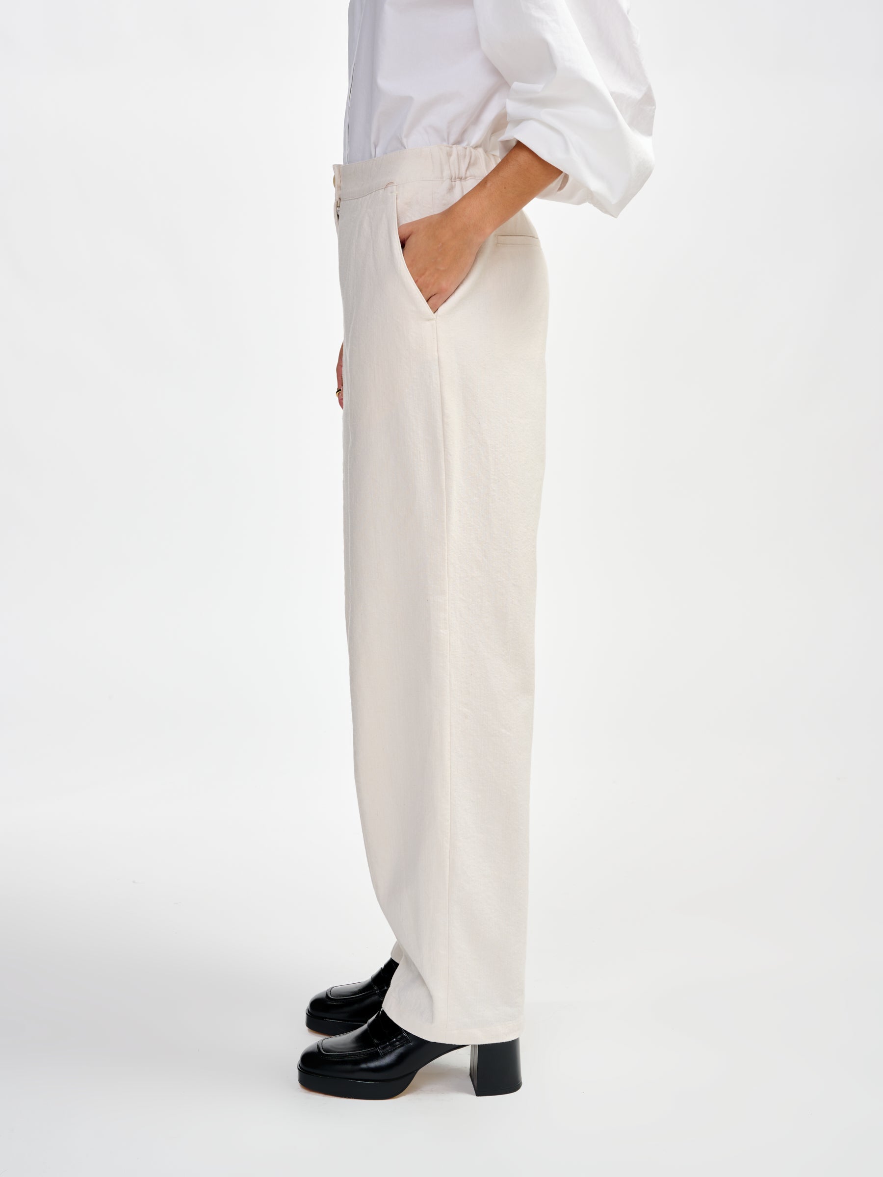 pantalon dark (241 / W / WHITE)