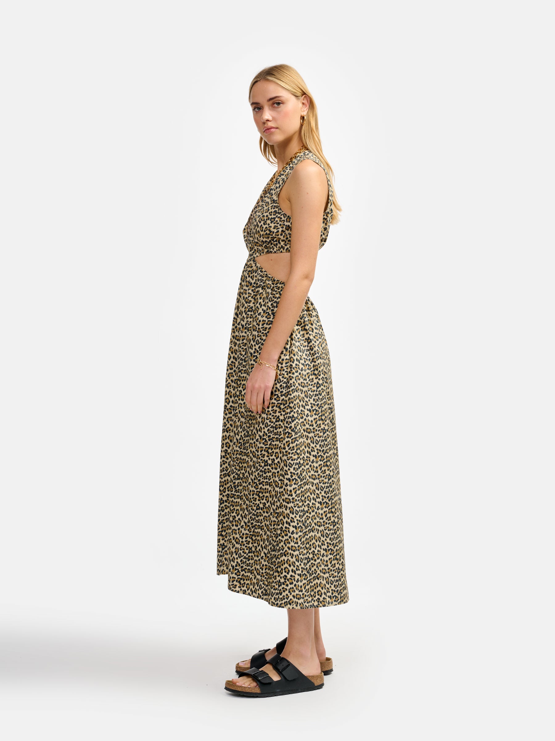 amsa dress (241 / W / DISPLAY B)