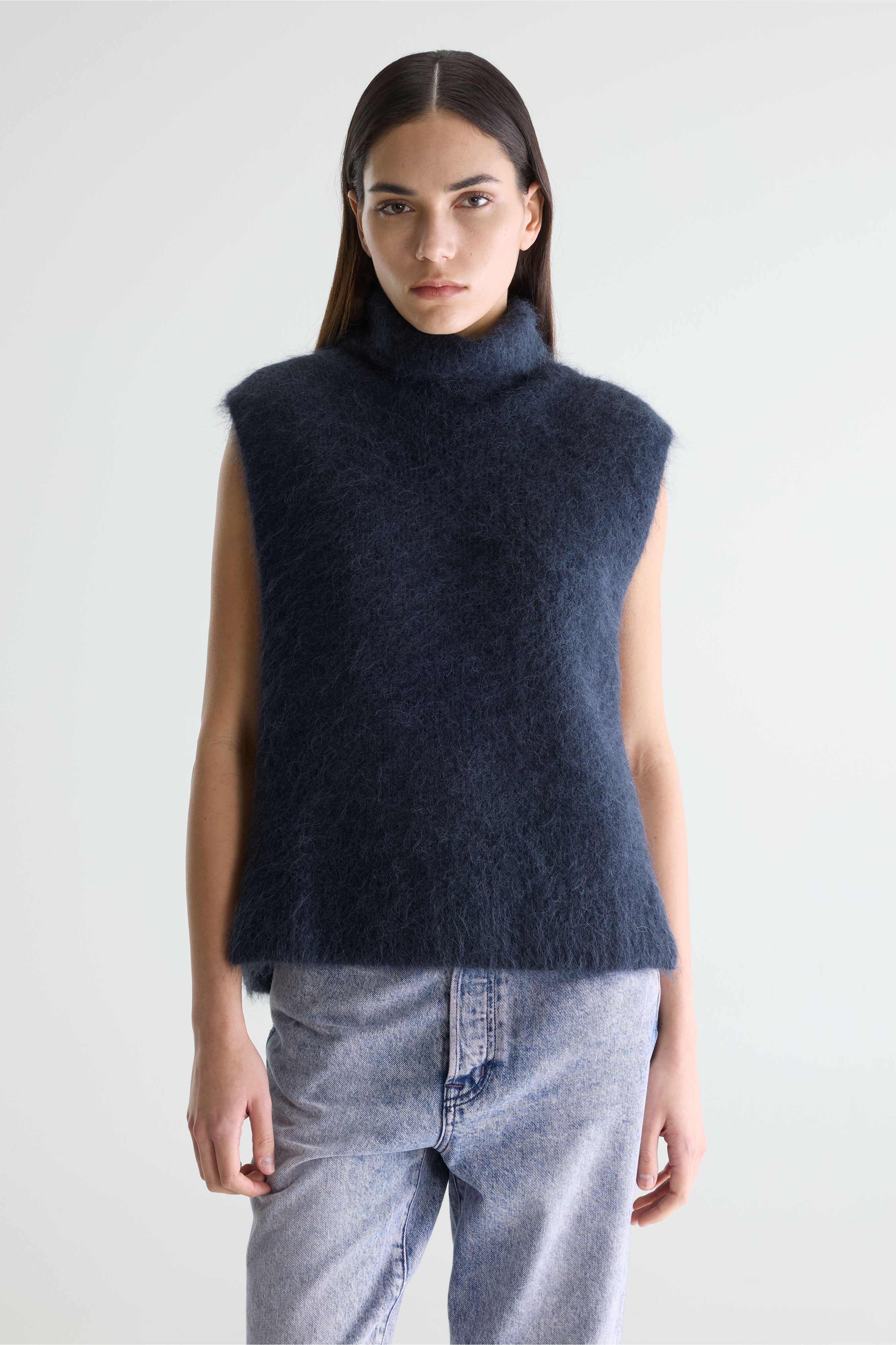 Daren Mouwloze Turtleneck Trui - Navy Voor Dames | Bellerose