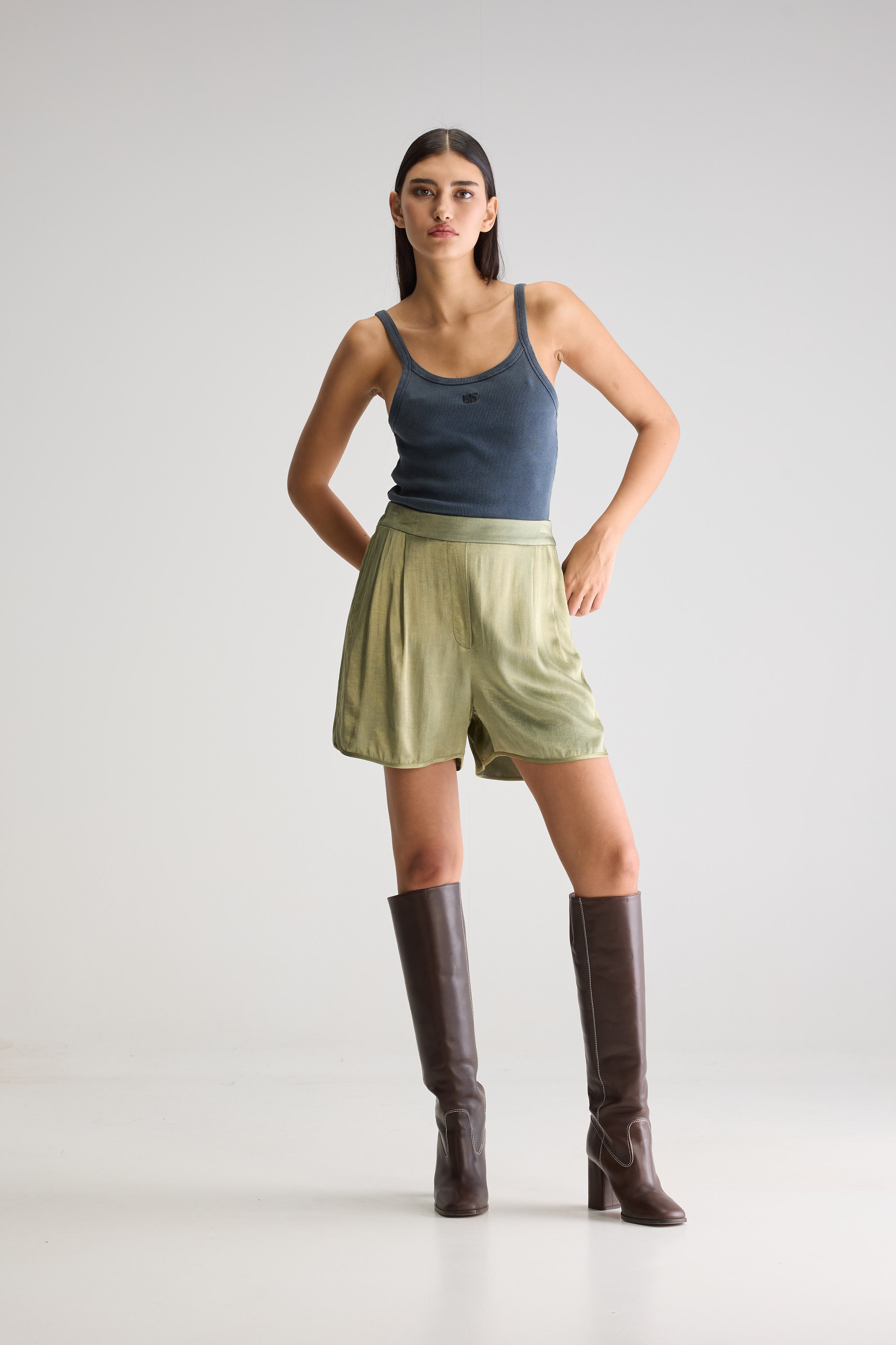 Swael Straight Shorts - Jeep For Women | Bellerose