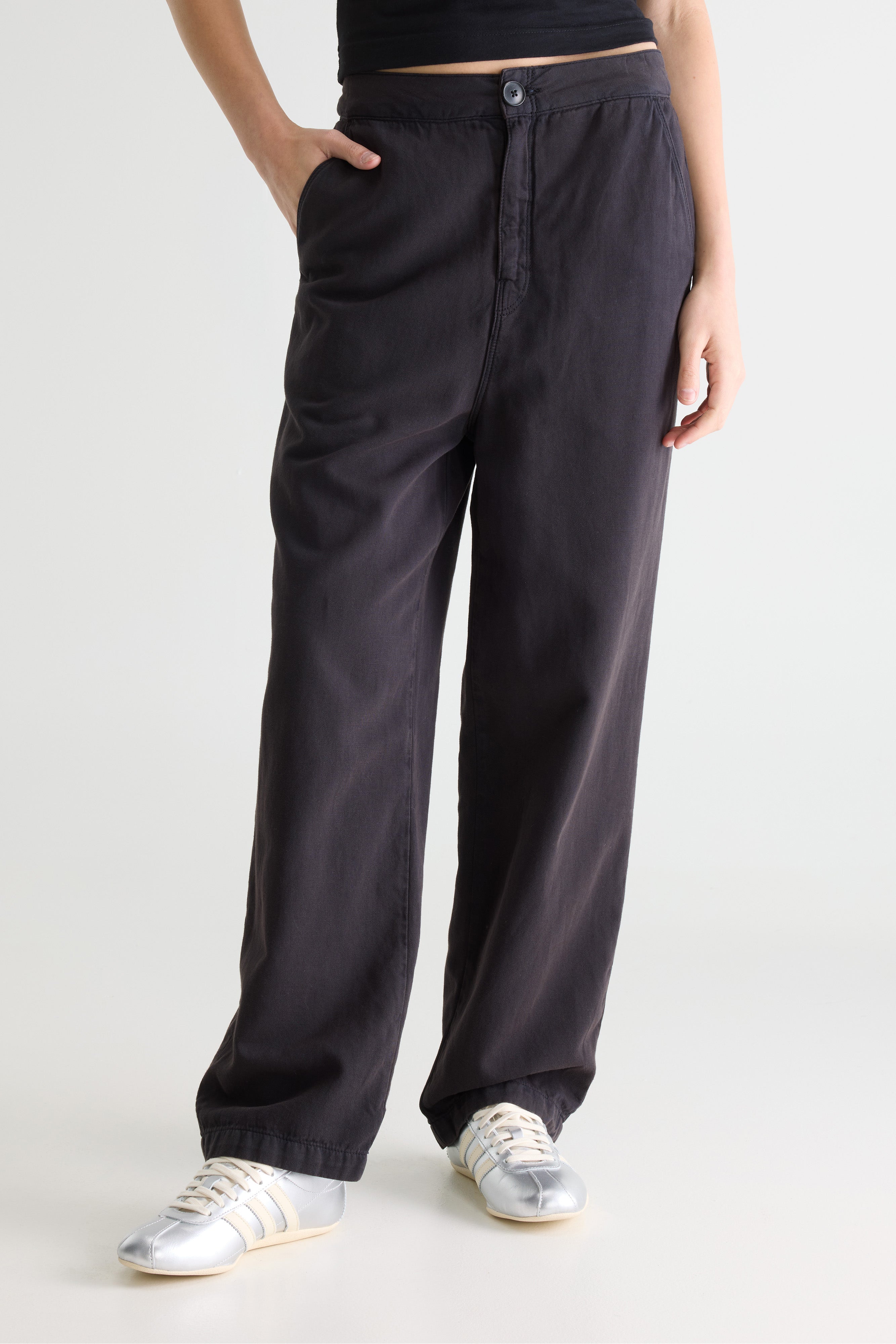 Pasop Relaxed Trousers - Off black For Women | Bellerose