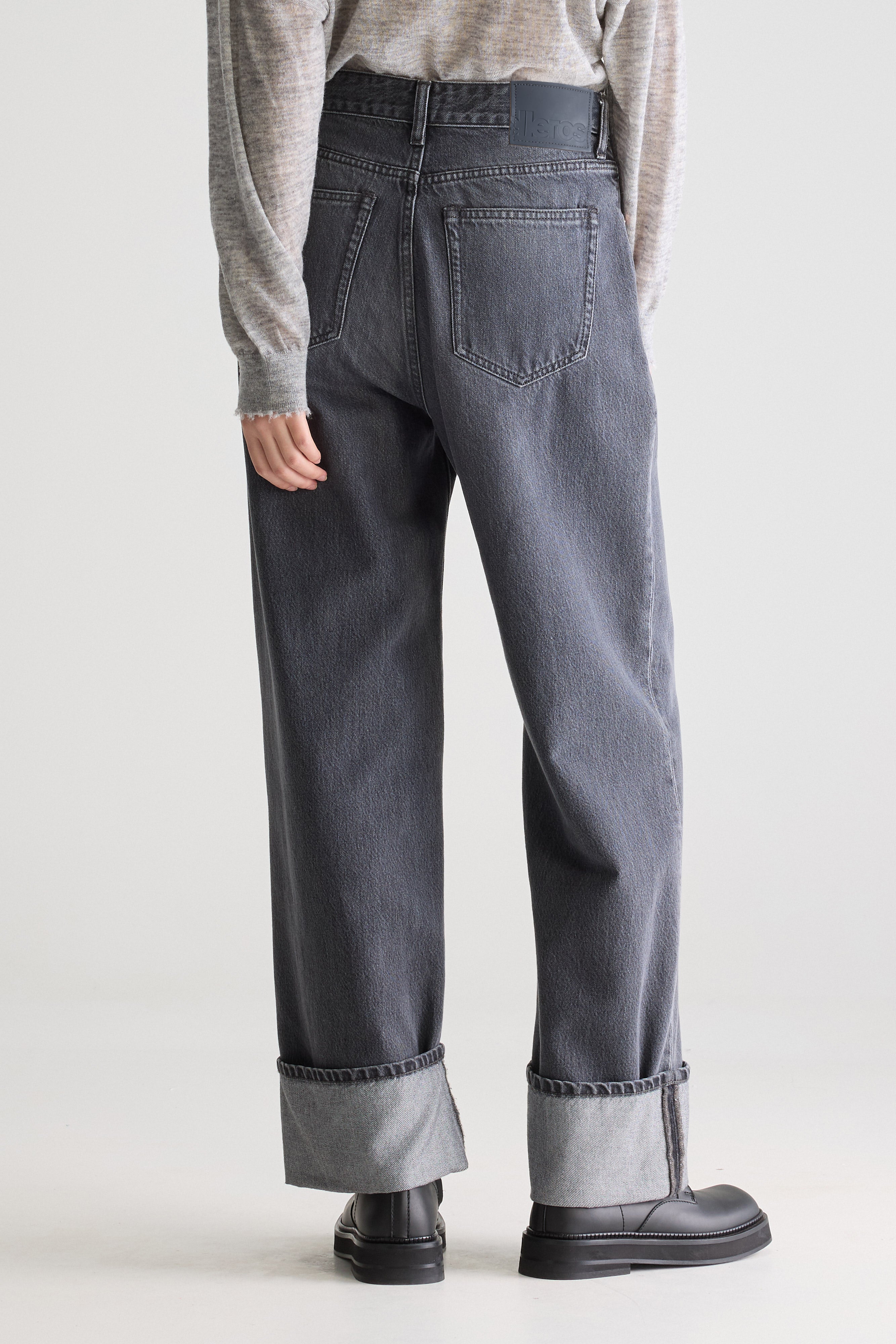 Denim N. 67 loose jeans (251 / W / USED BLACK)