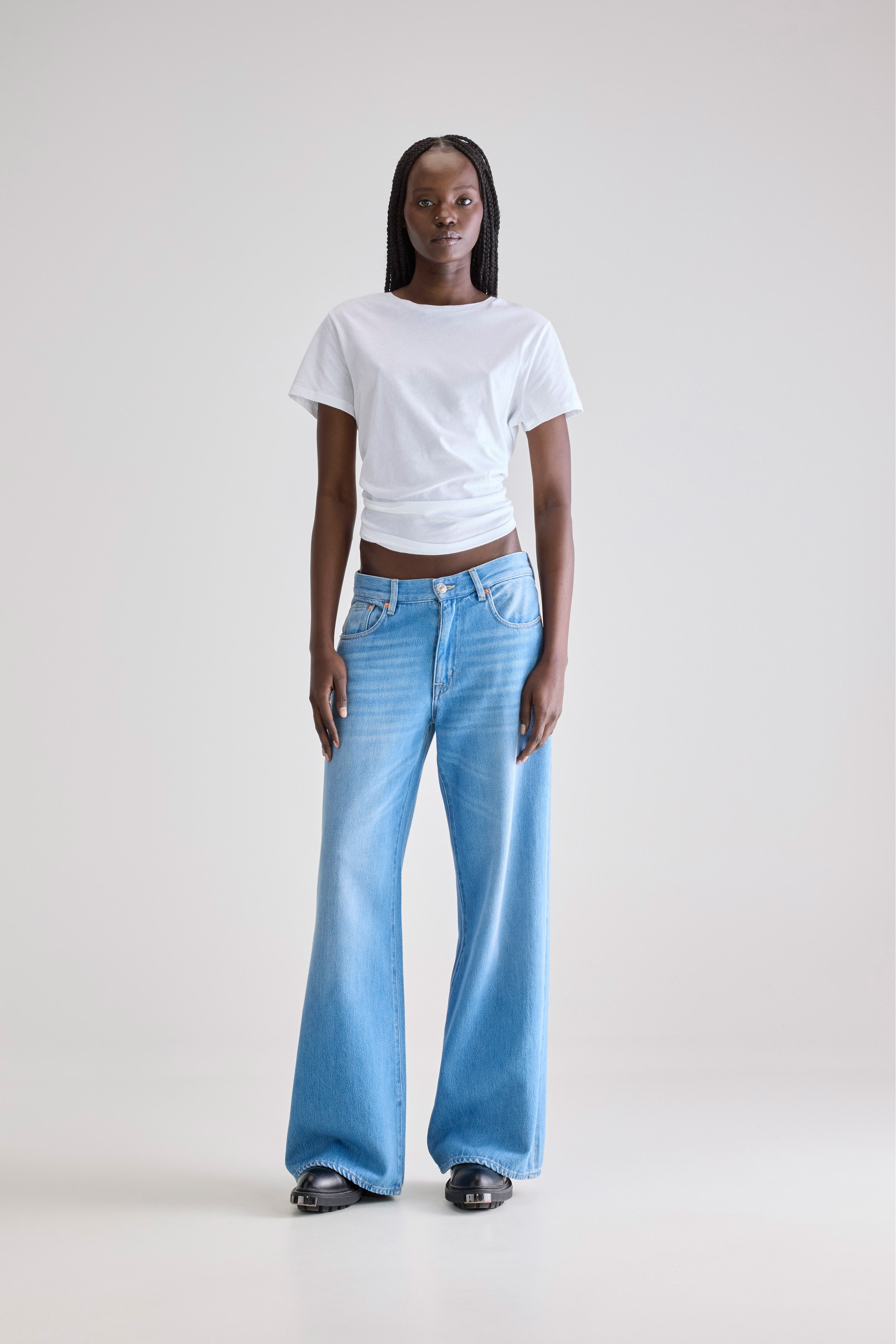 Denim N. 97 Jean Large - Lt blue bleach Pour Femme | Bellerose