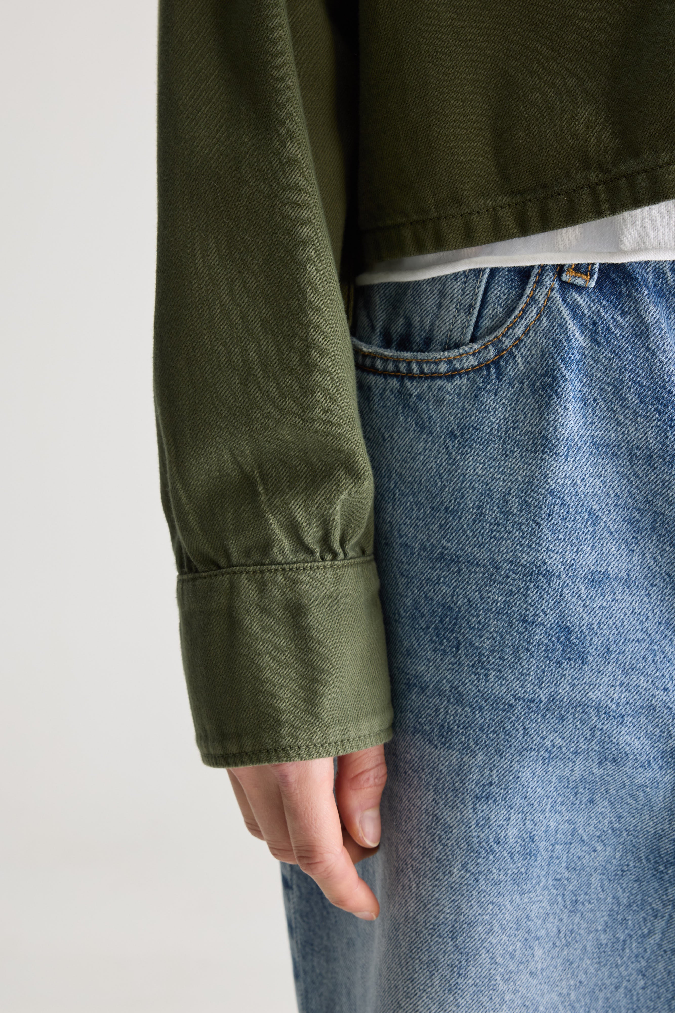 Polaris cropped denim hemd (251 / W / DUSTY OLIVE)