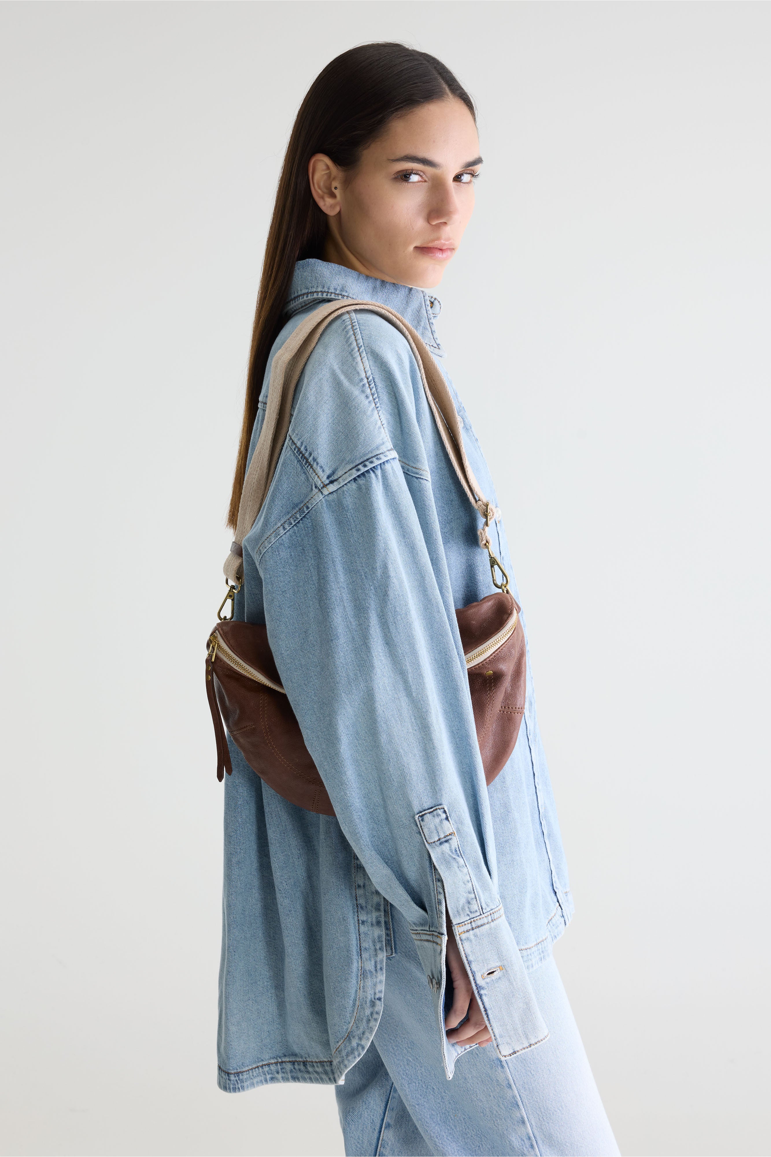 Souply Sling Bag - Ecureuil For Women | Bellerose