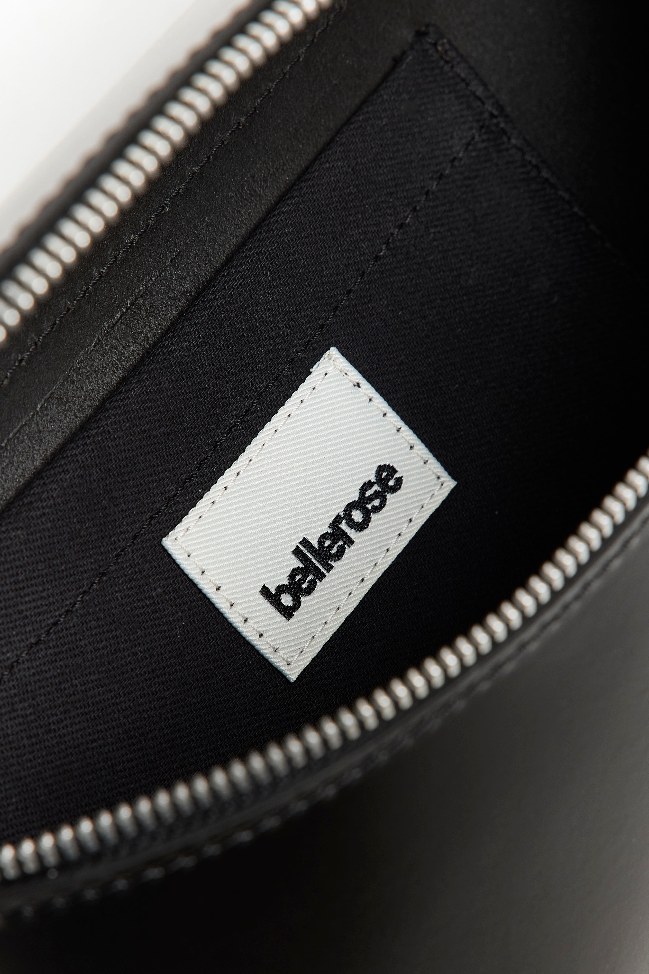 Sac banane Rosie (252 / W / BLACK)