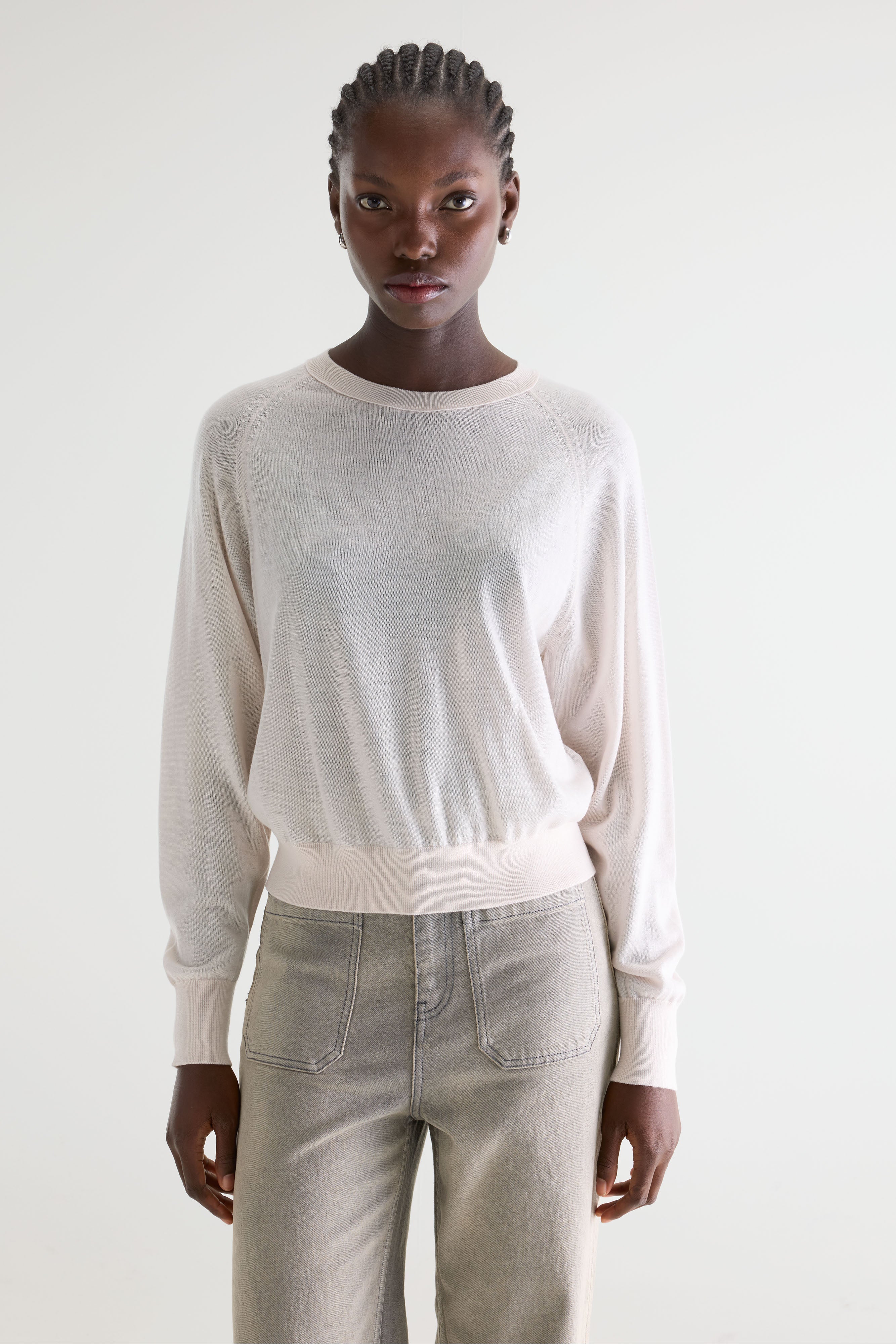 Delen Classic Crewneck Sweater - Ivory For Women | Bellerose