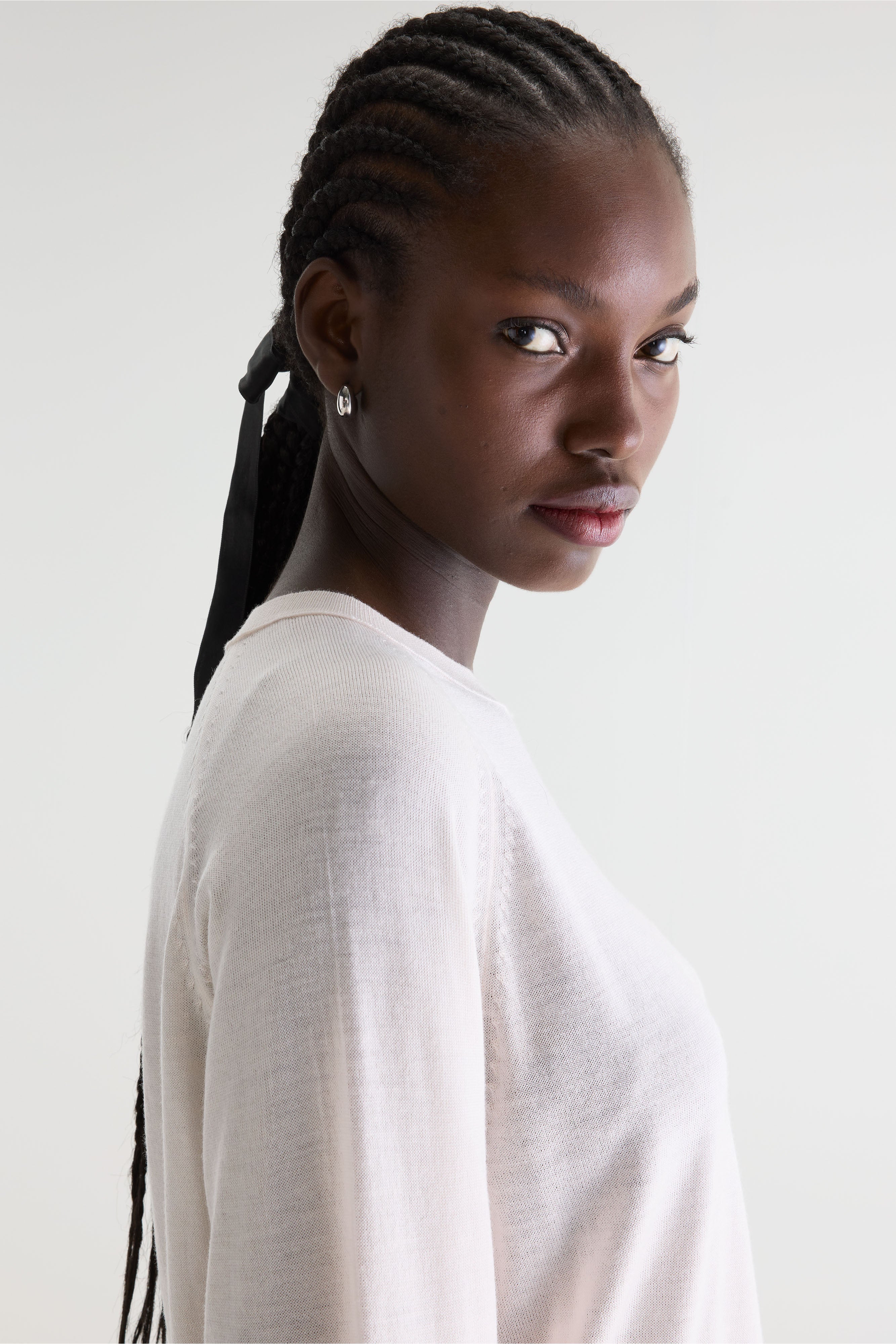 Delen Classic Crewneck Sweater - Ivory For Women | Bellerose