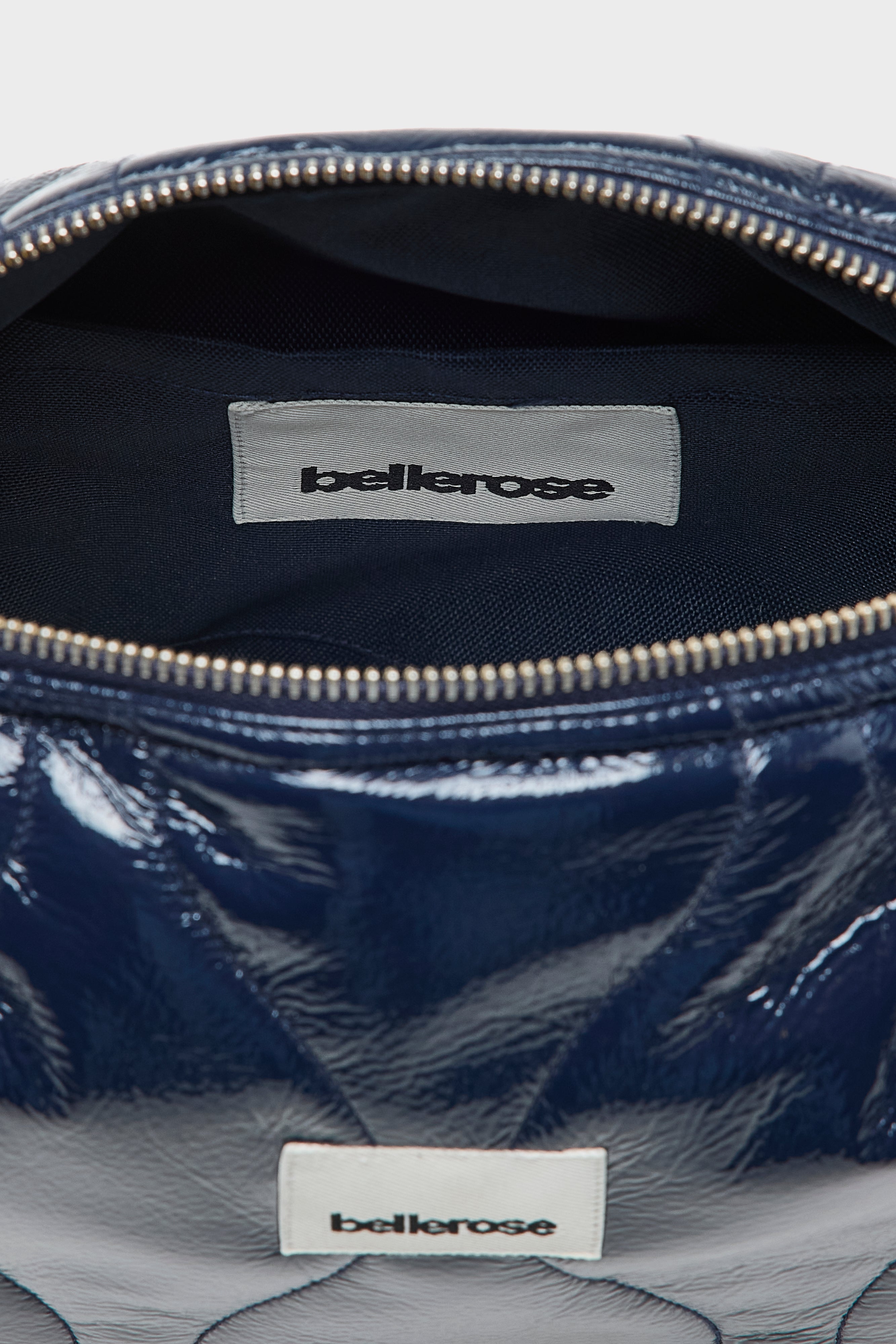 Hobel crossbody tas (252 / W / CAPTAIN)