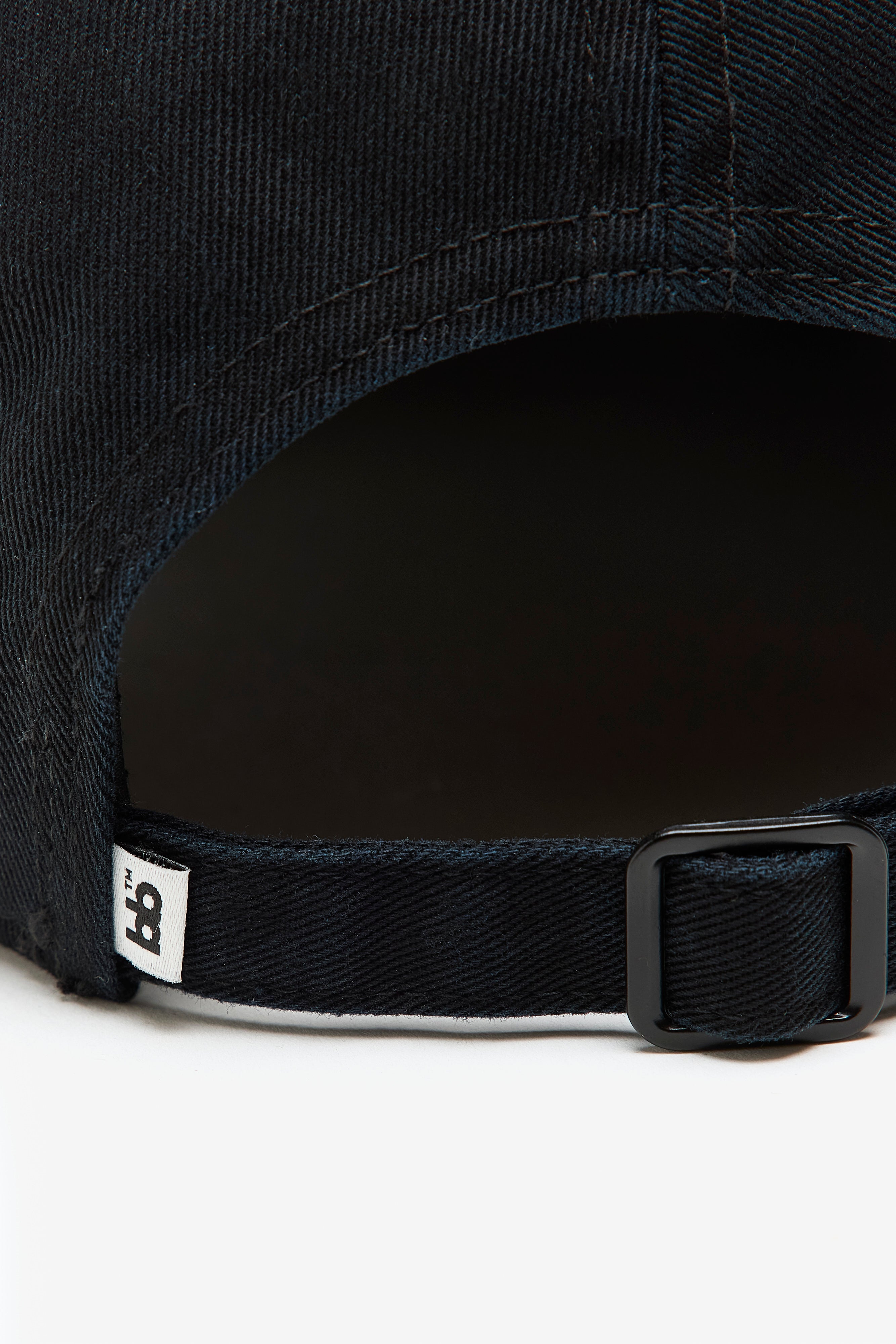 Dacor baseball cap (252 / W / BLACK BEAUTY)