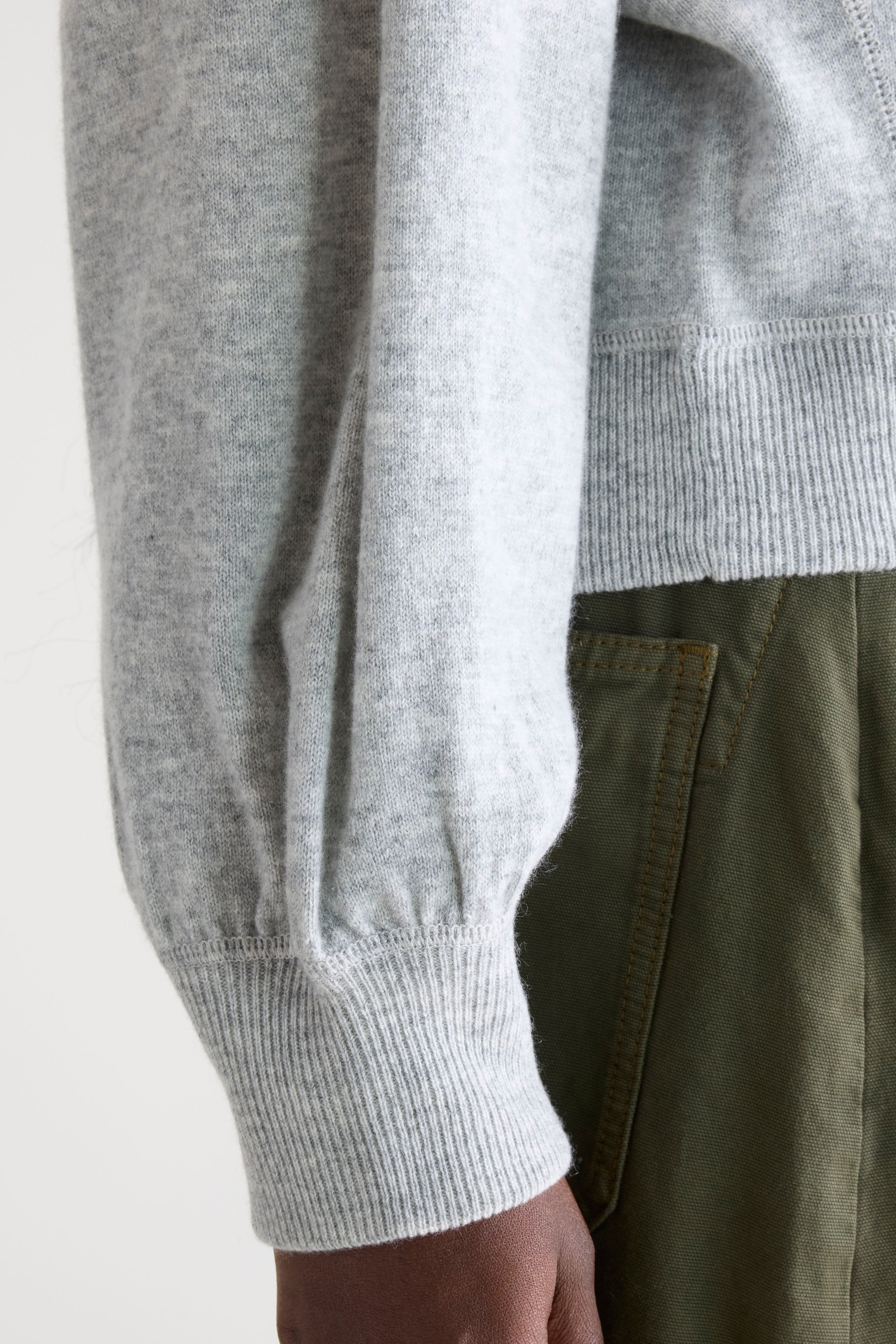 Spanne crewneck sweater (252 / W / LIGHT GREY)
