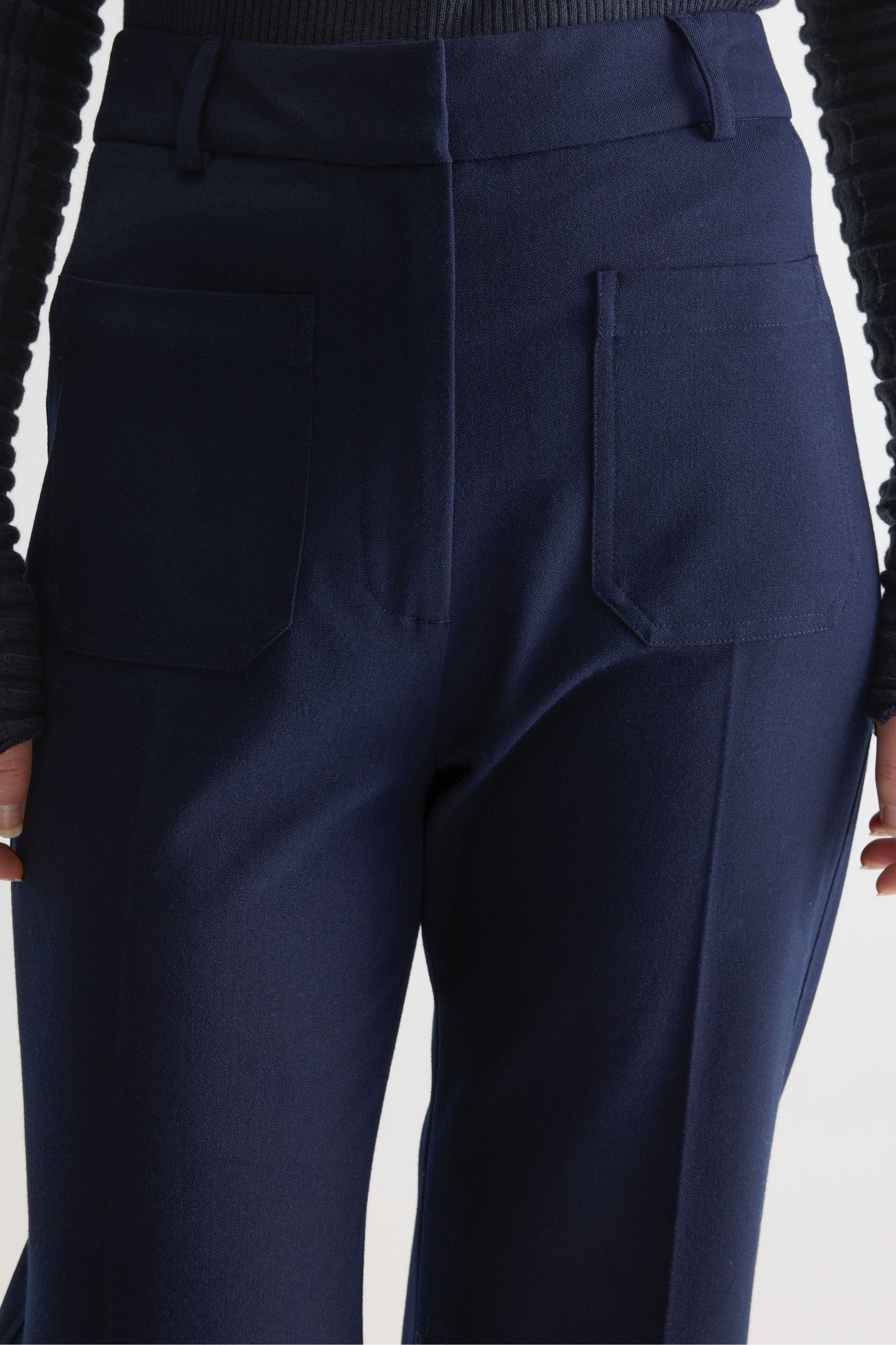 Vinh slim trousers (261 / W / DARK NAVY)