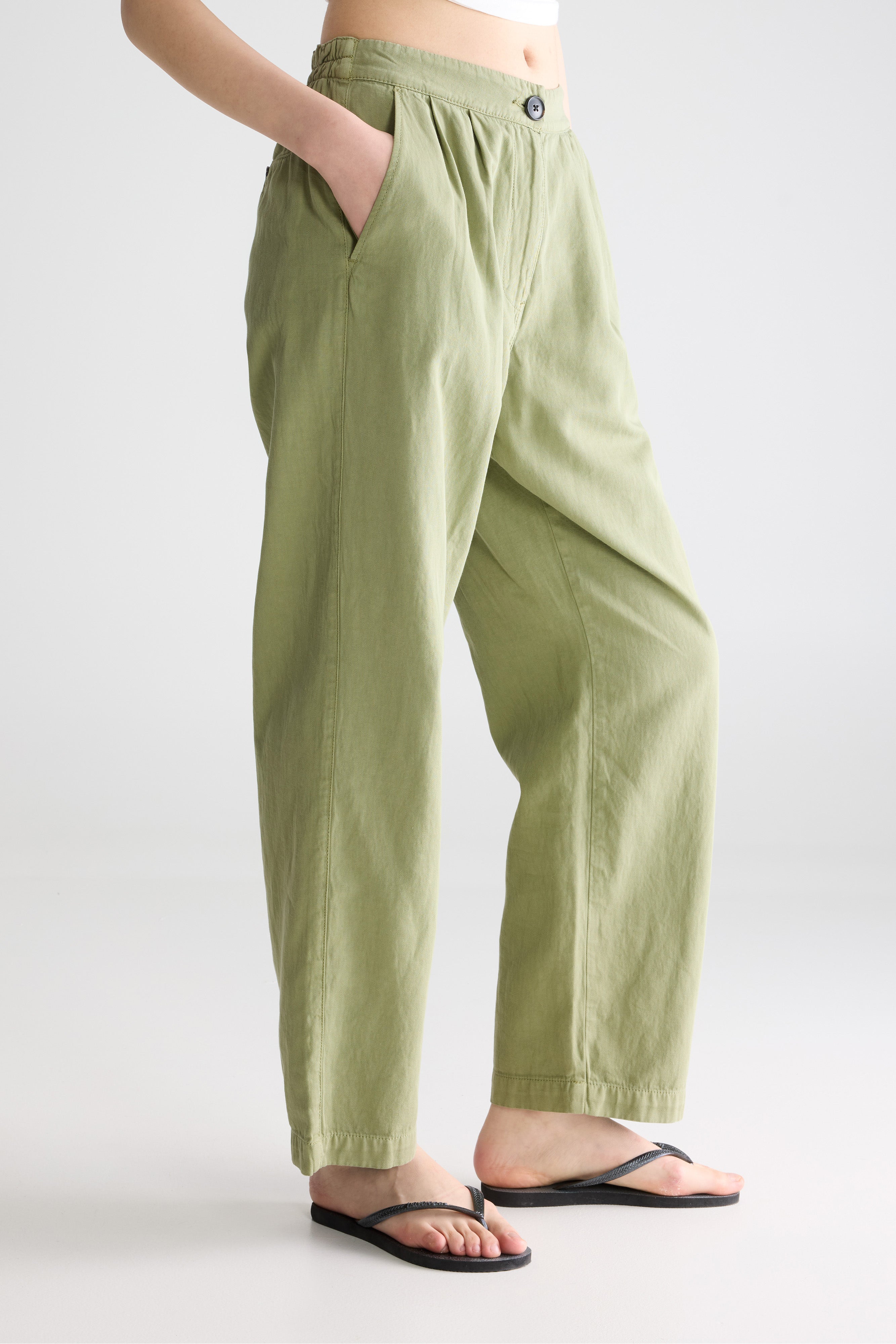 Pillow regular trousers (261 / W / THYM)
