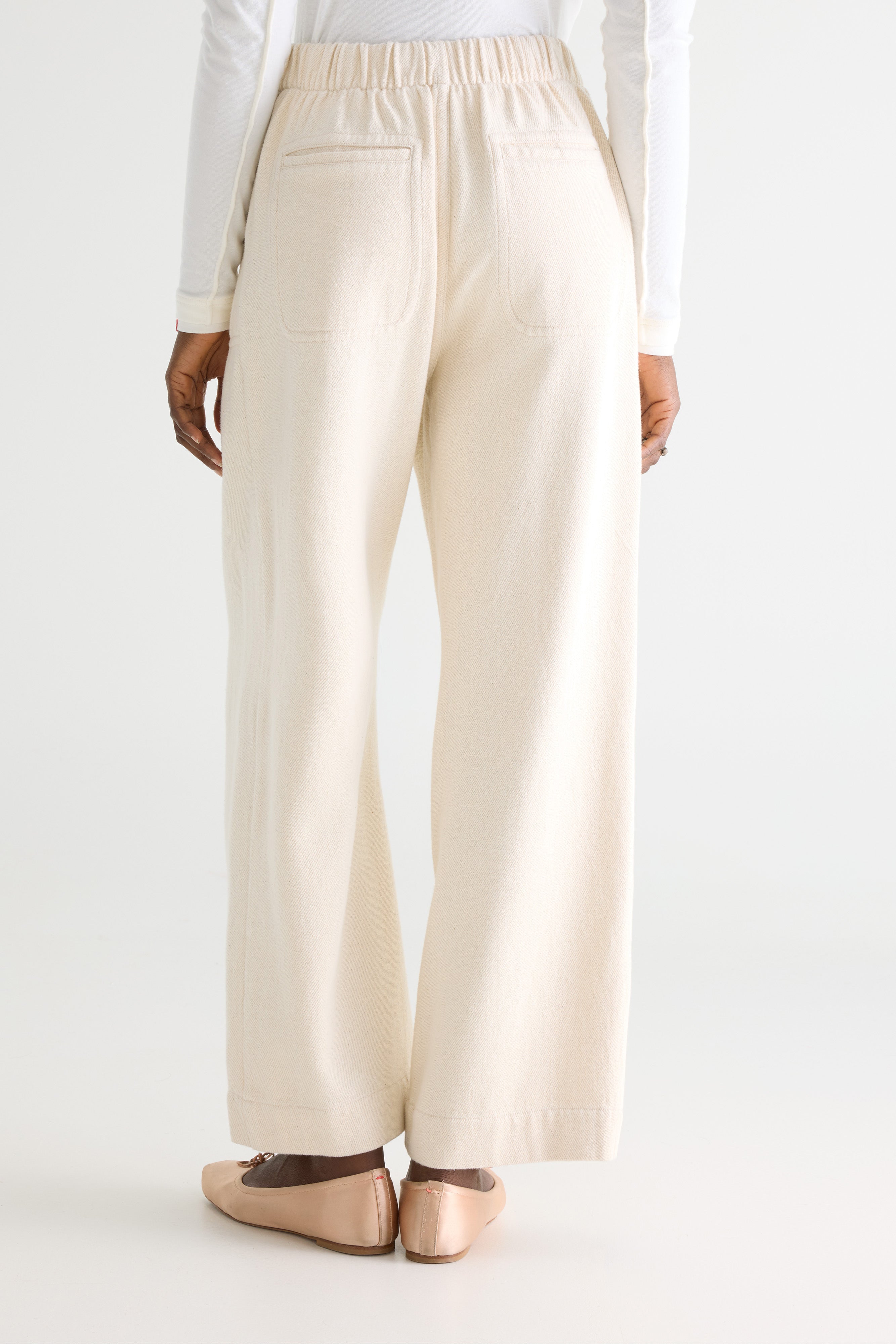 Juna relaxed trousers (261 / W / NATURAL)