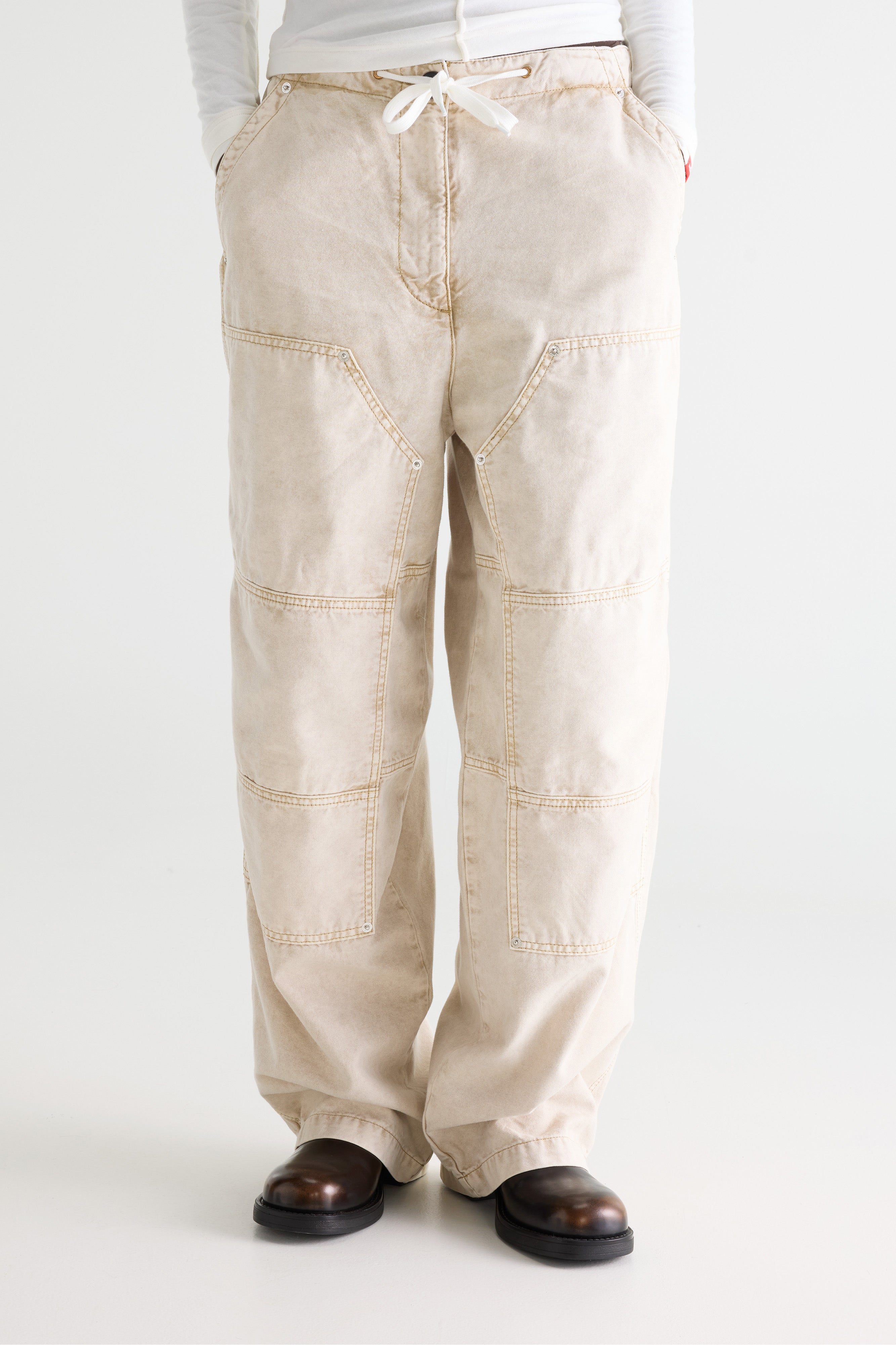 Phantom wide trousers (261 / W / BEIGE)