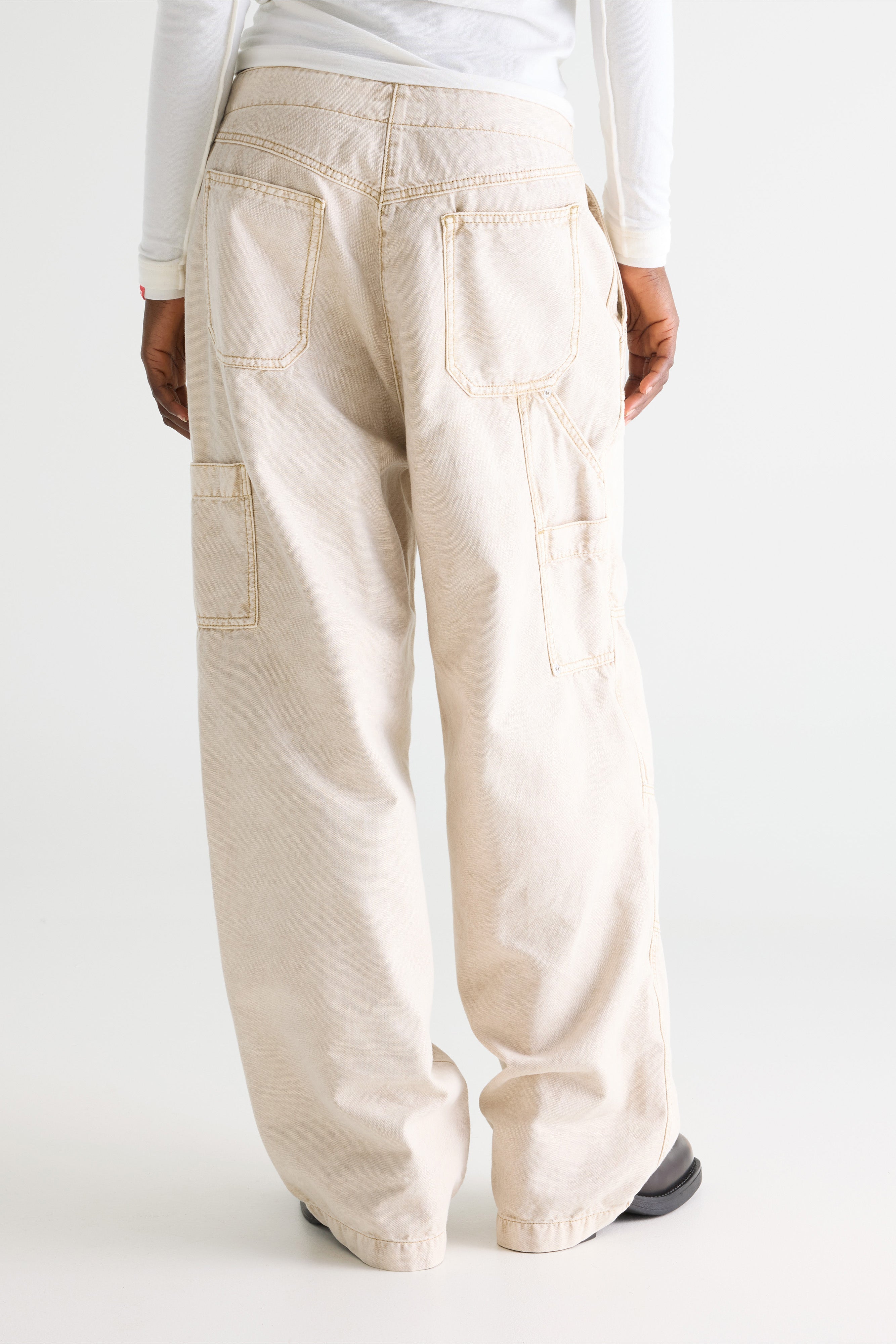 Phantom wide trousers (261 / W / BEIGE)