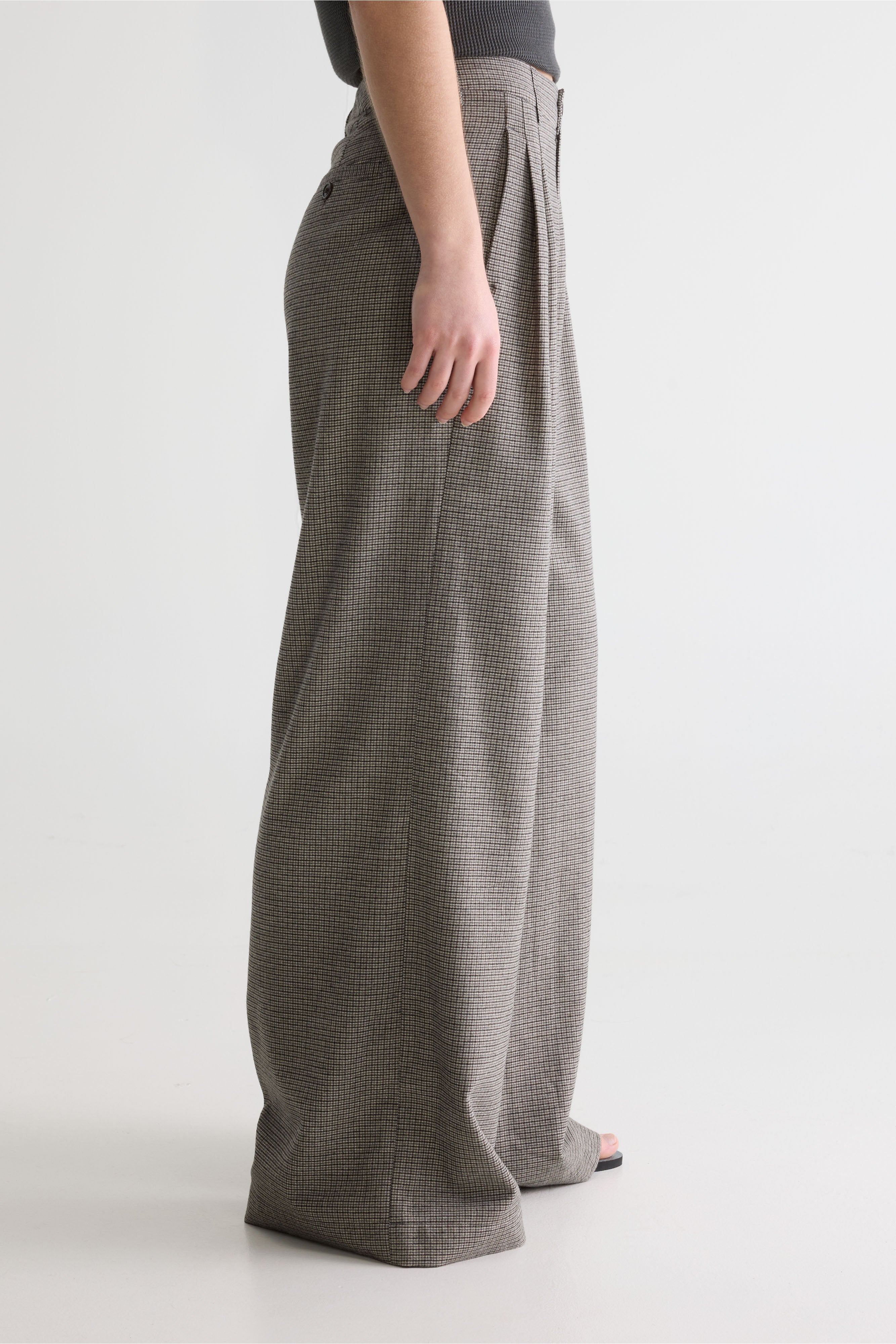 Volkert wide tailored trousers (261 / W / CHECK A)