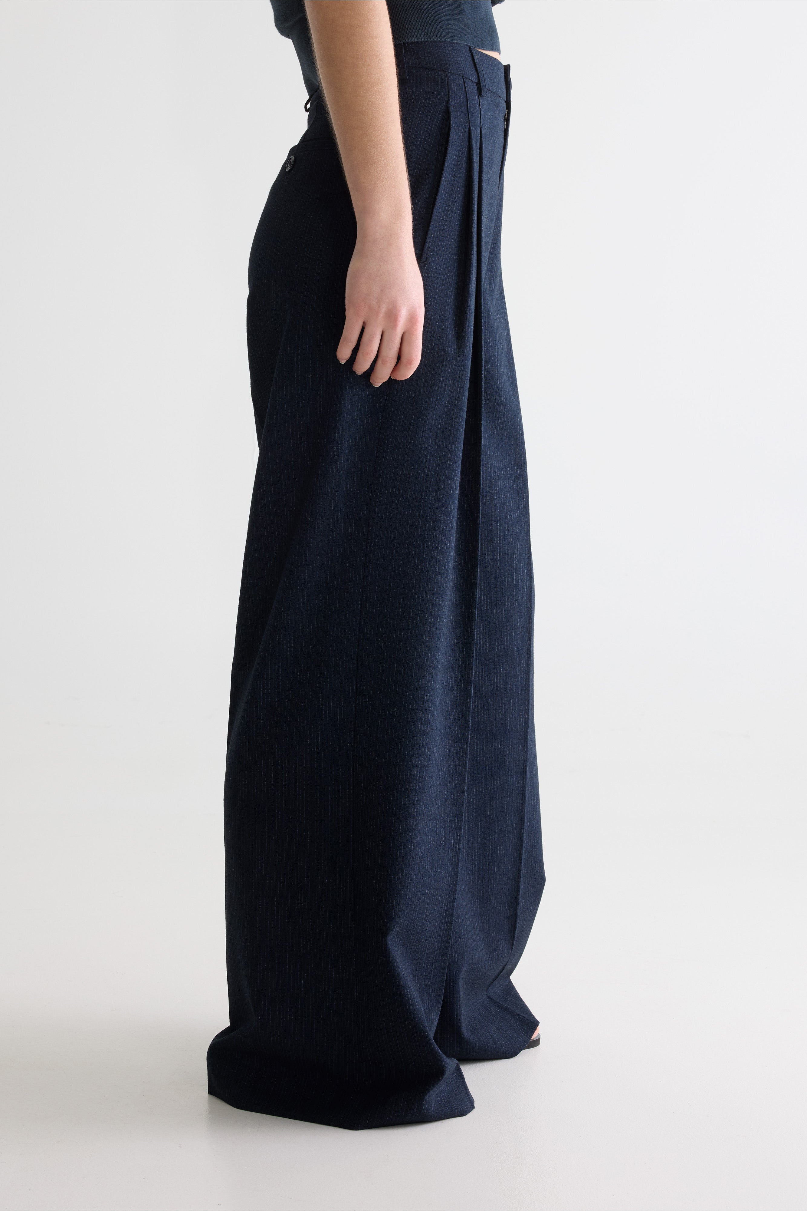 Volkert Wide Tailored Trousers - Ecru / Navy For Women | Bellerose